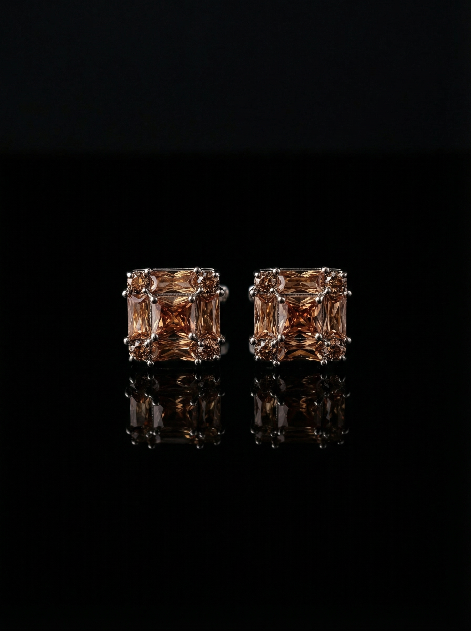 Amber Square Crystal Cluster Cufflinks Tivaaro