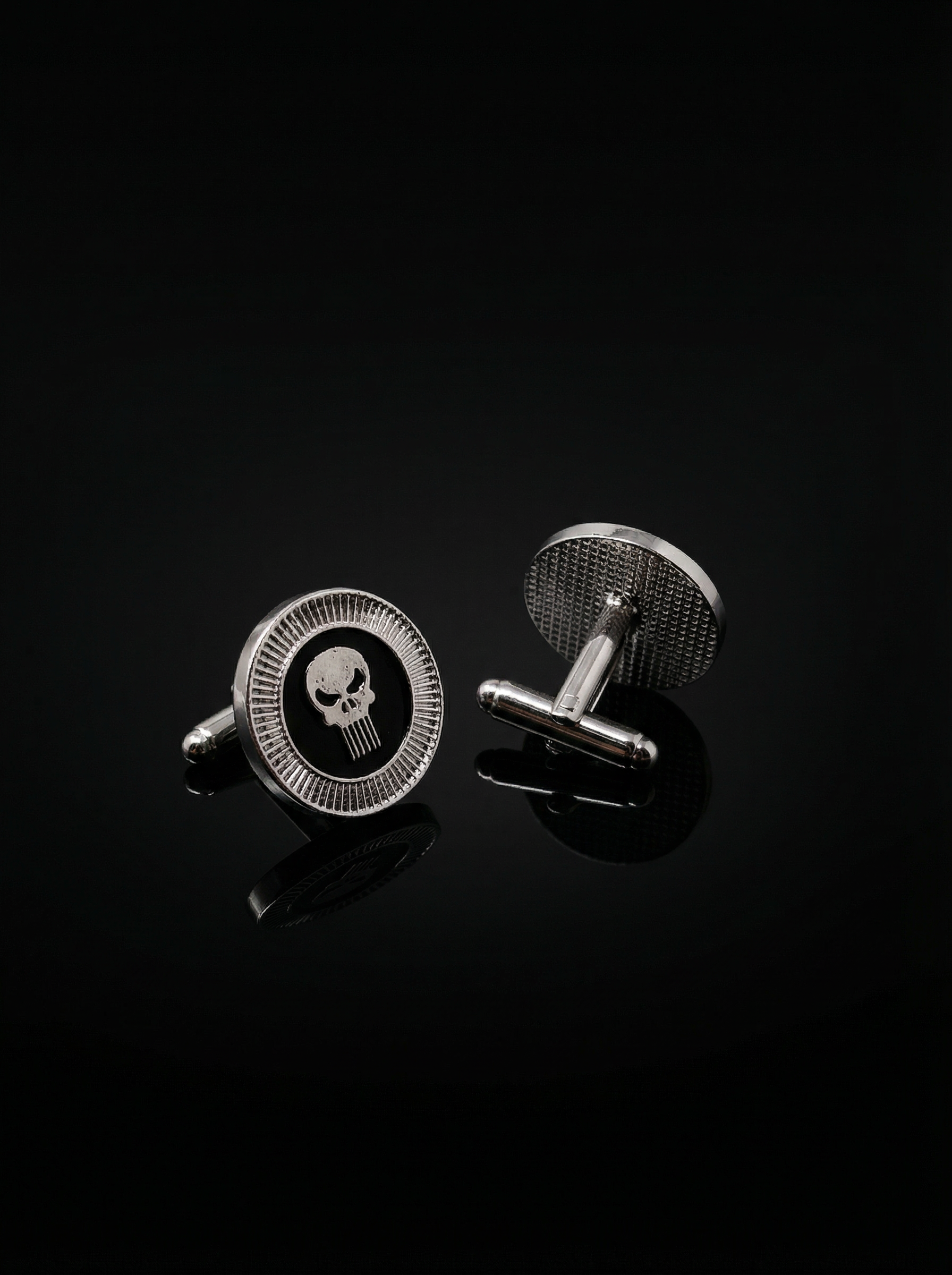 Artisan Skull Cufflinks Tivaaro