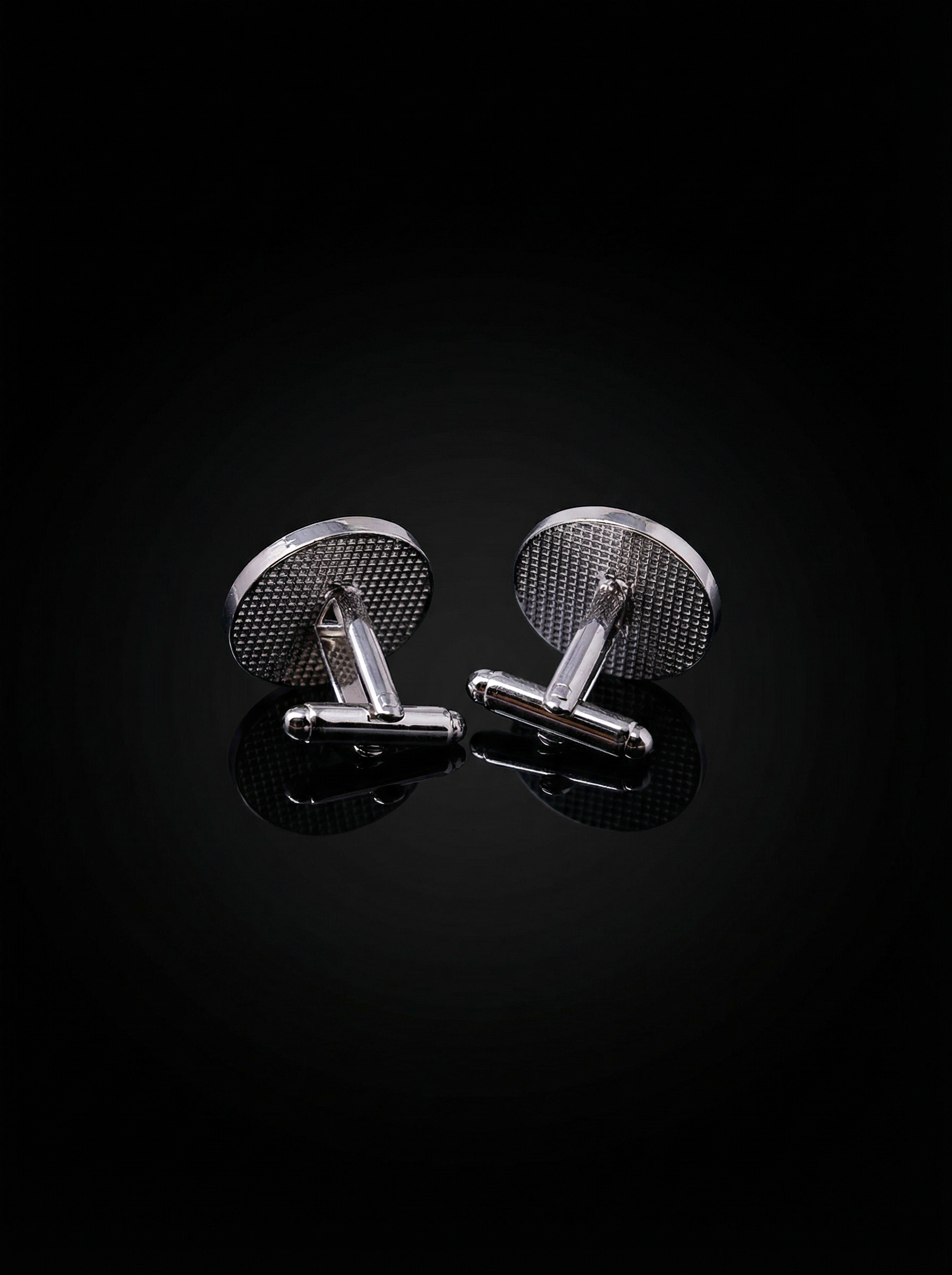 Artisan Skull Cufflinks Tivaaro