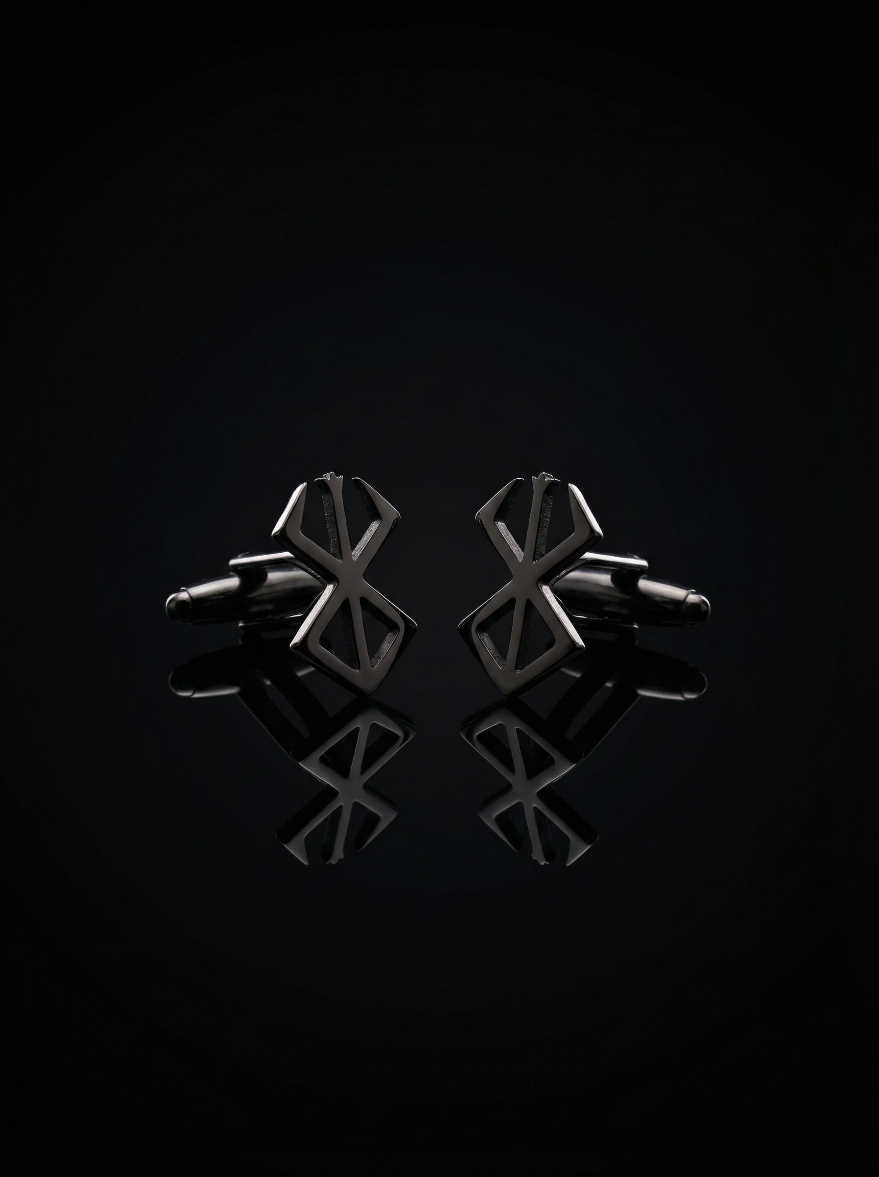 Black Geometric Openwork Cufflinks Tivaaro