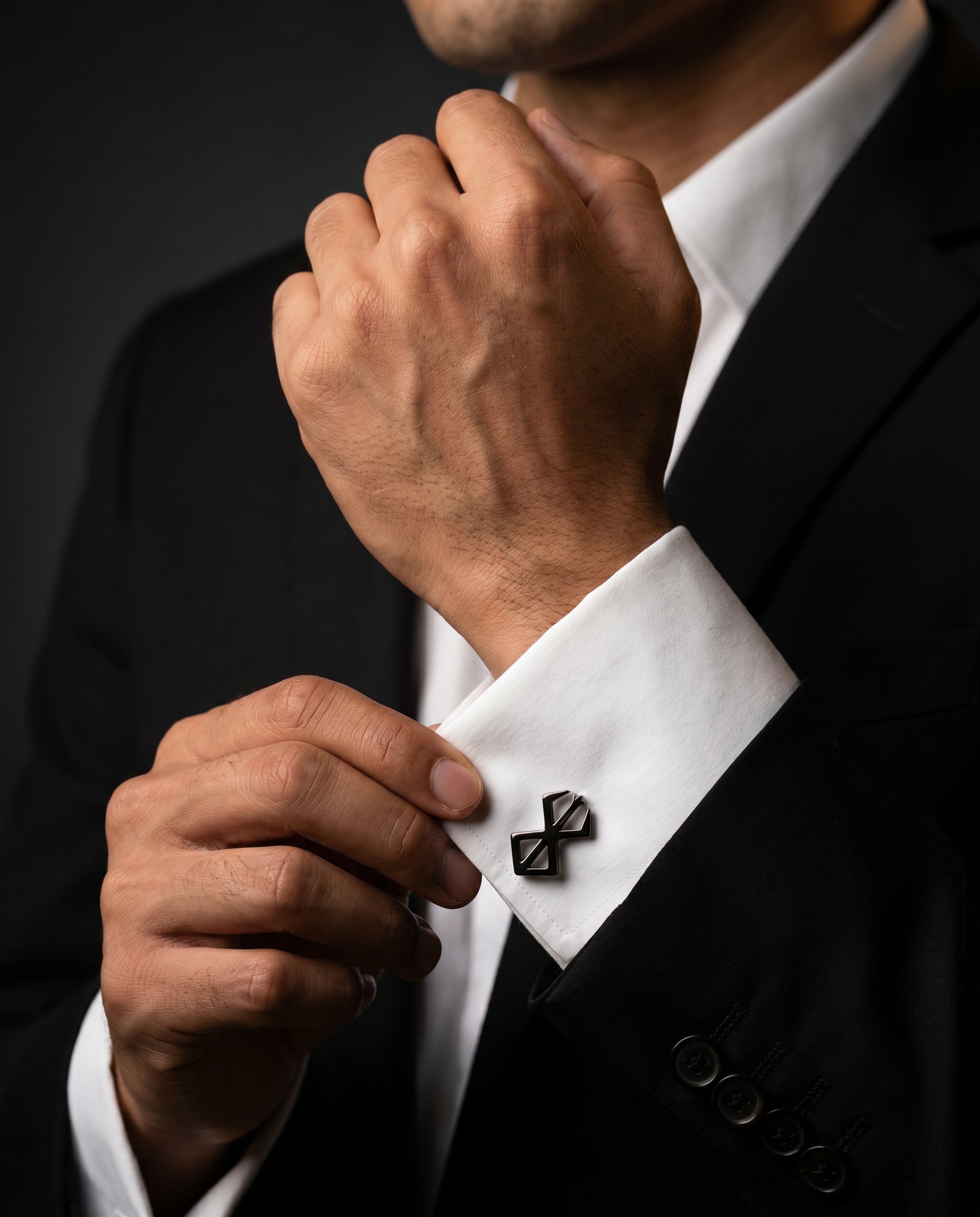 Black Geometric Openwork Cufflinks