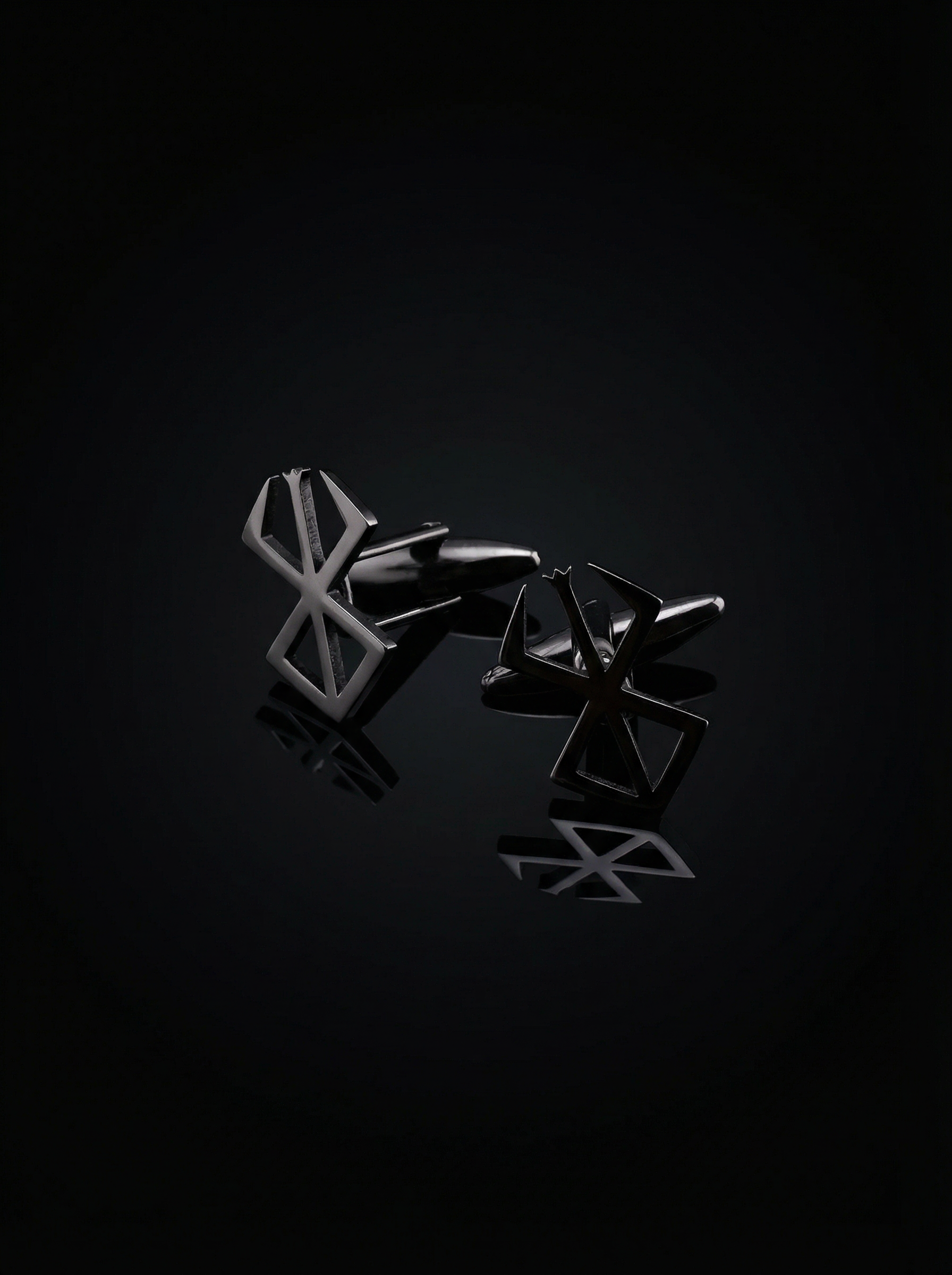 Black Geometric Openwork Cufflinks Tivaaro