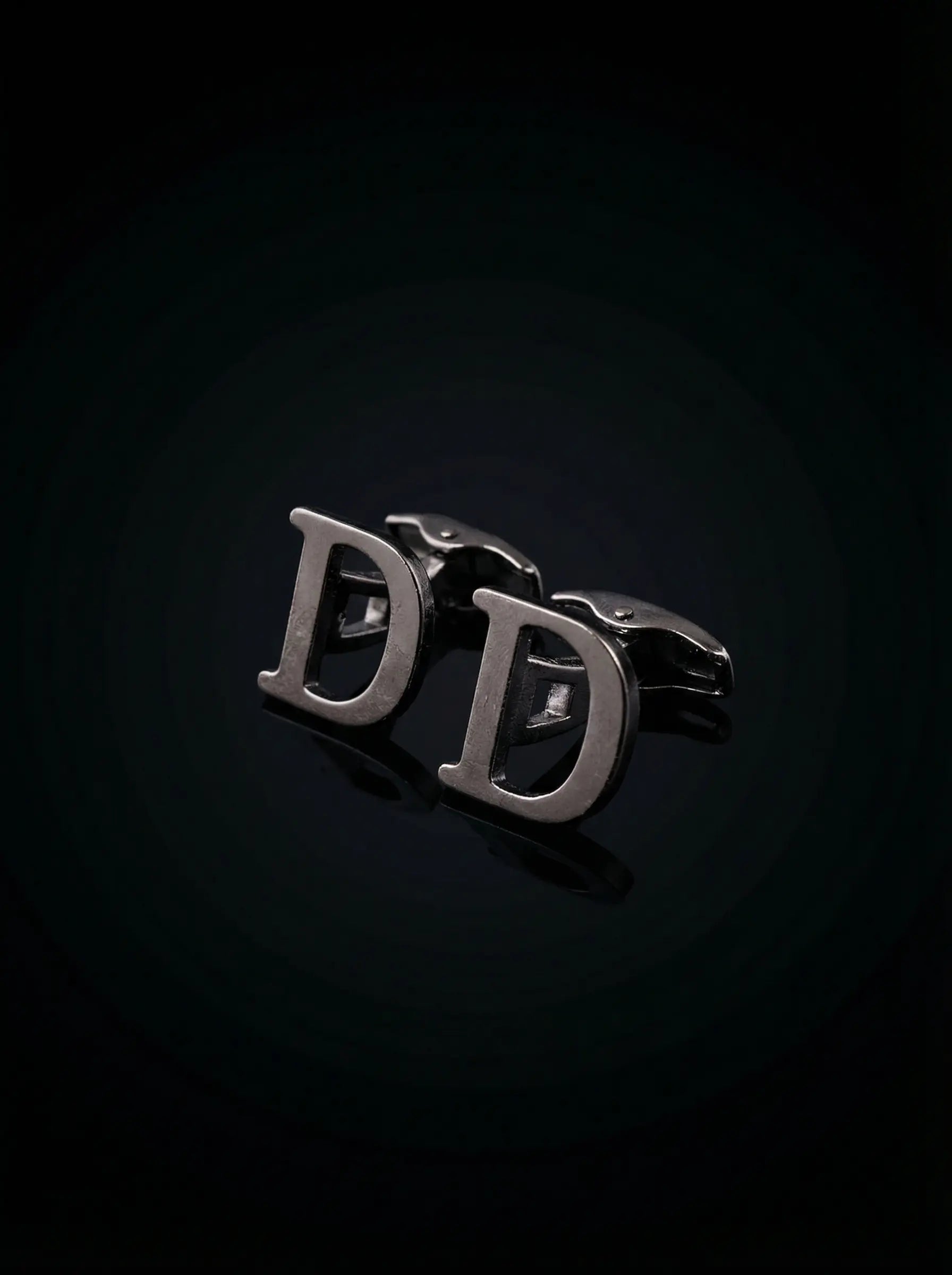 Black Letter D Cufflinks Tivaaro