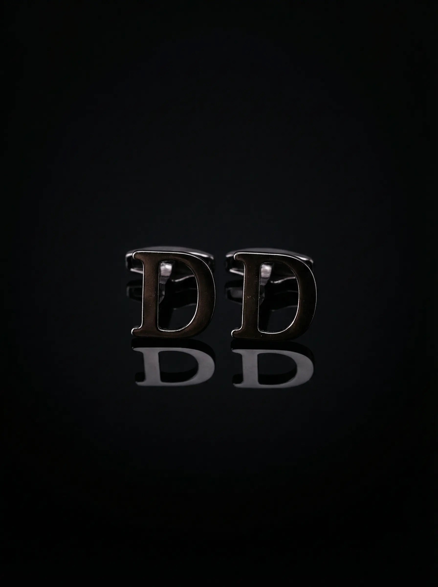 Black Letter D Cufflinks Tivaaro