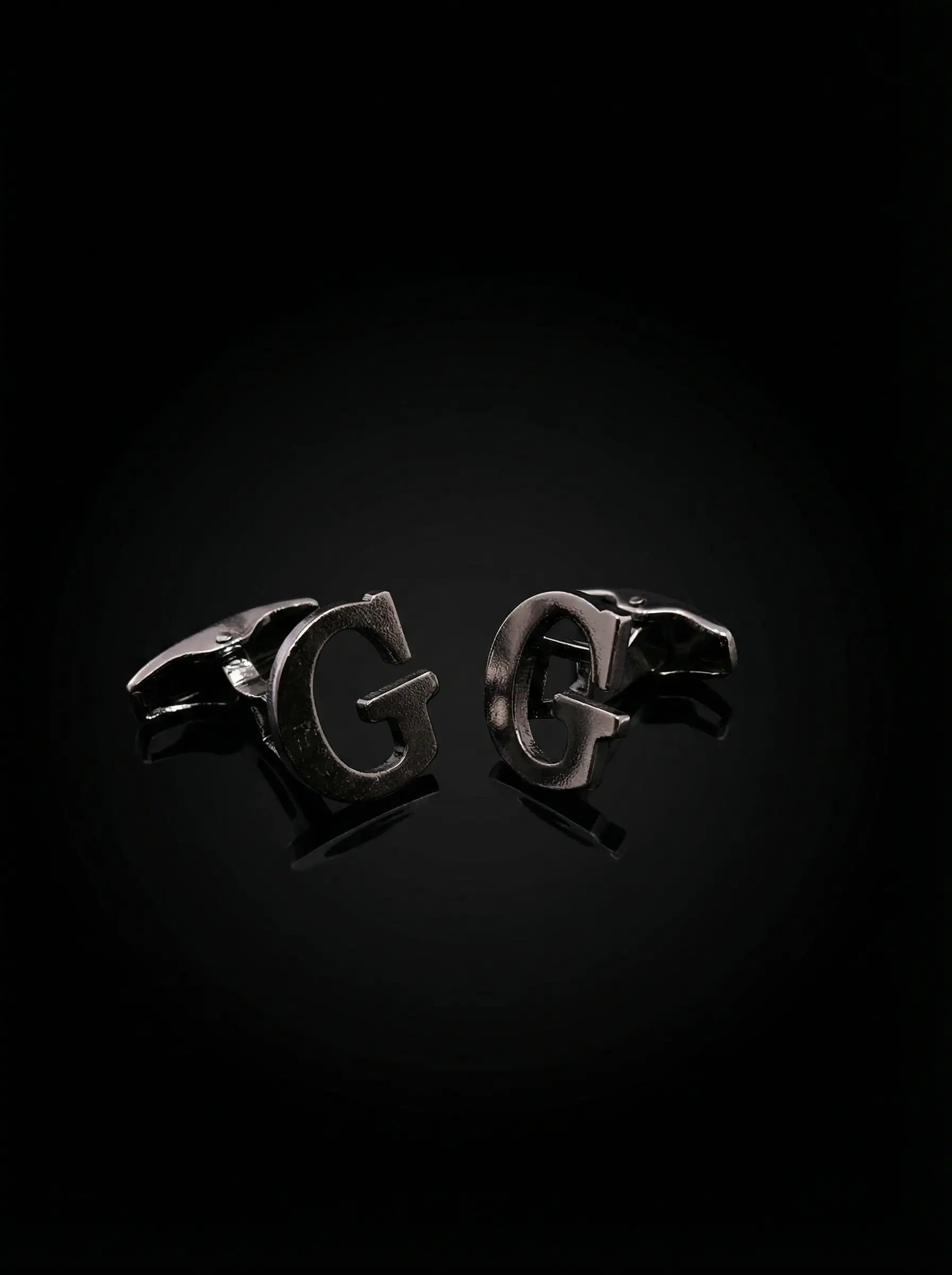 Black Letter G Cufflinks Tivaaro