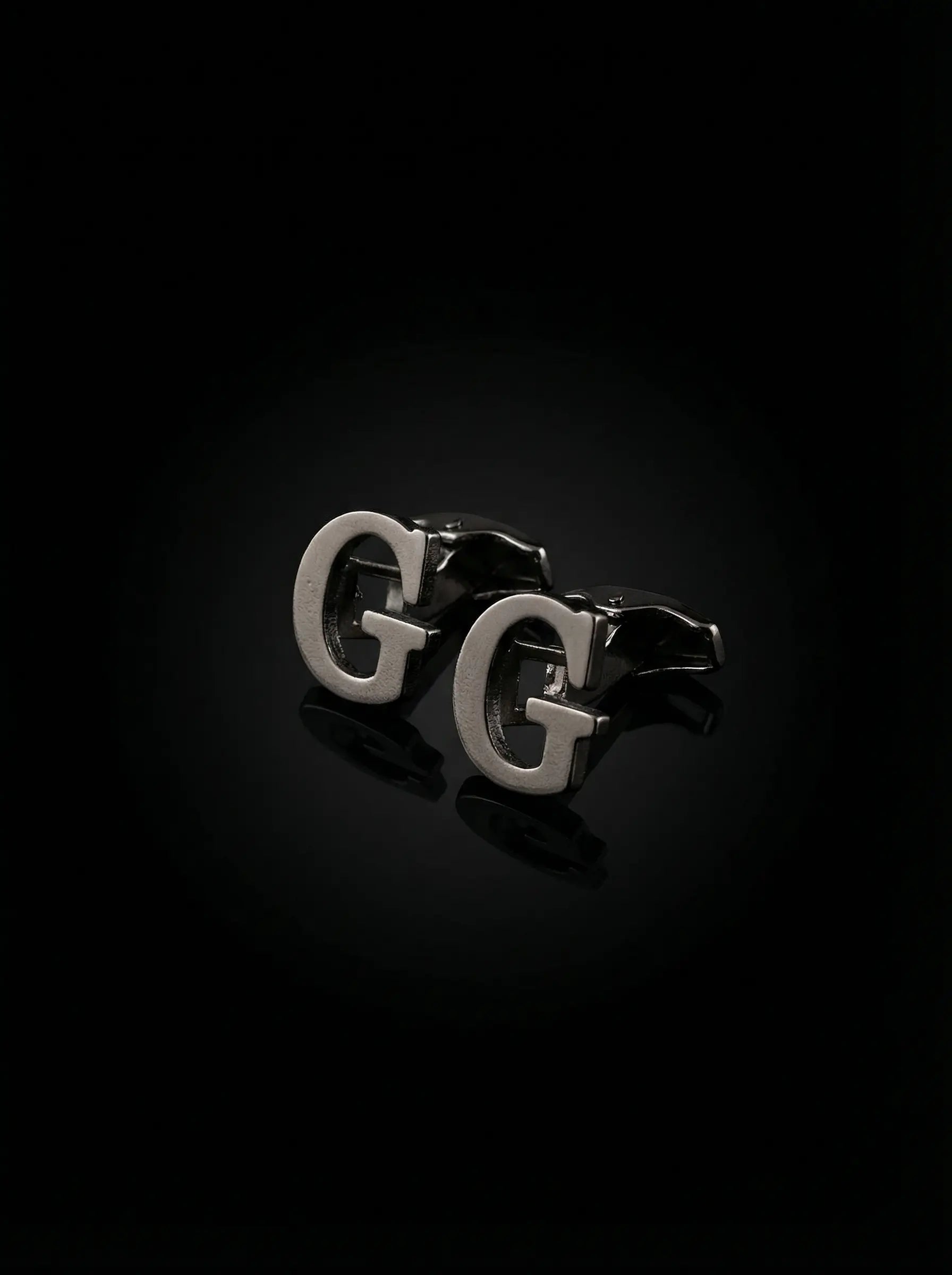 Black Letter G Cufflinks Tivaaro