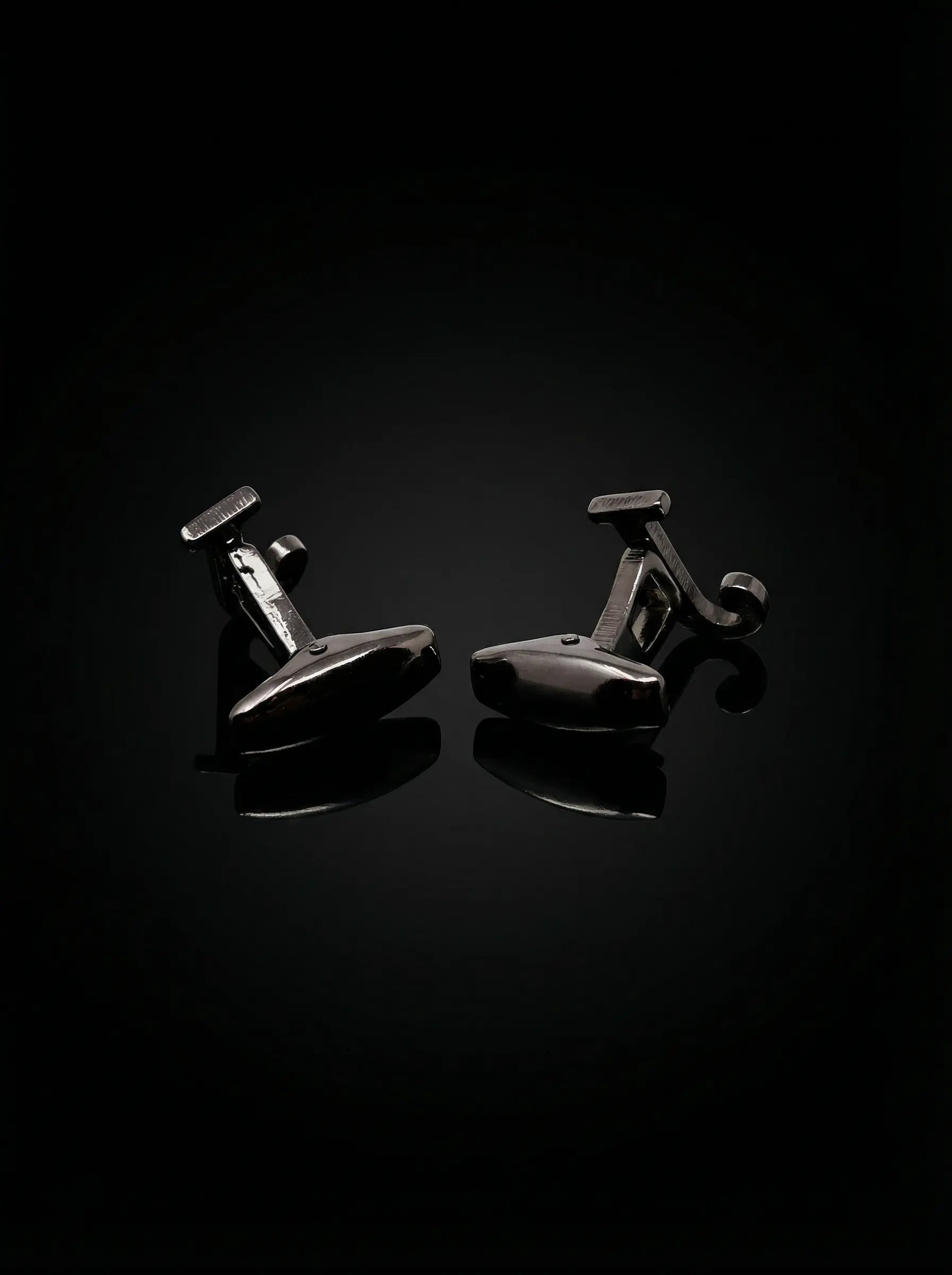 Black Letter J Cufflinks Tivaaro