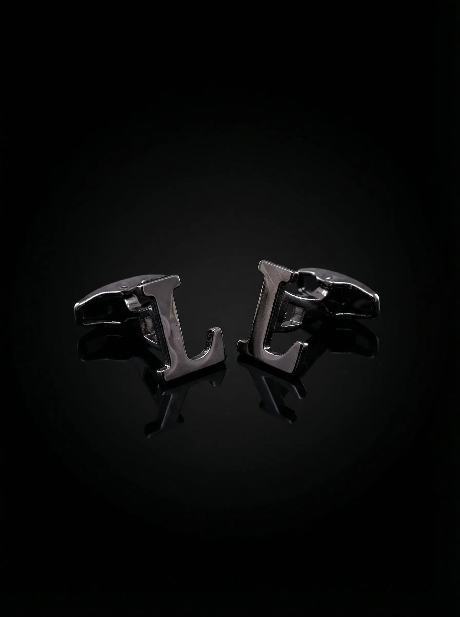 Black Letter L Cufflinks Tivaaro