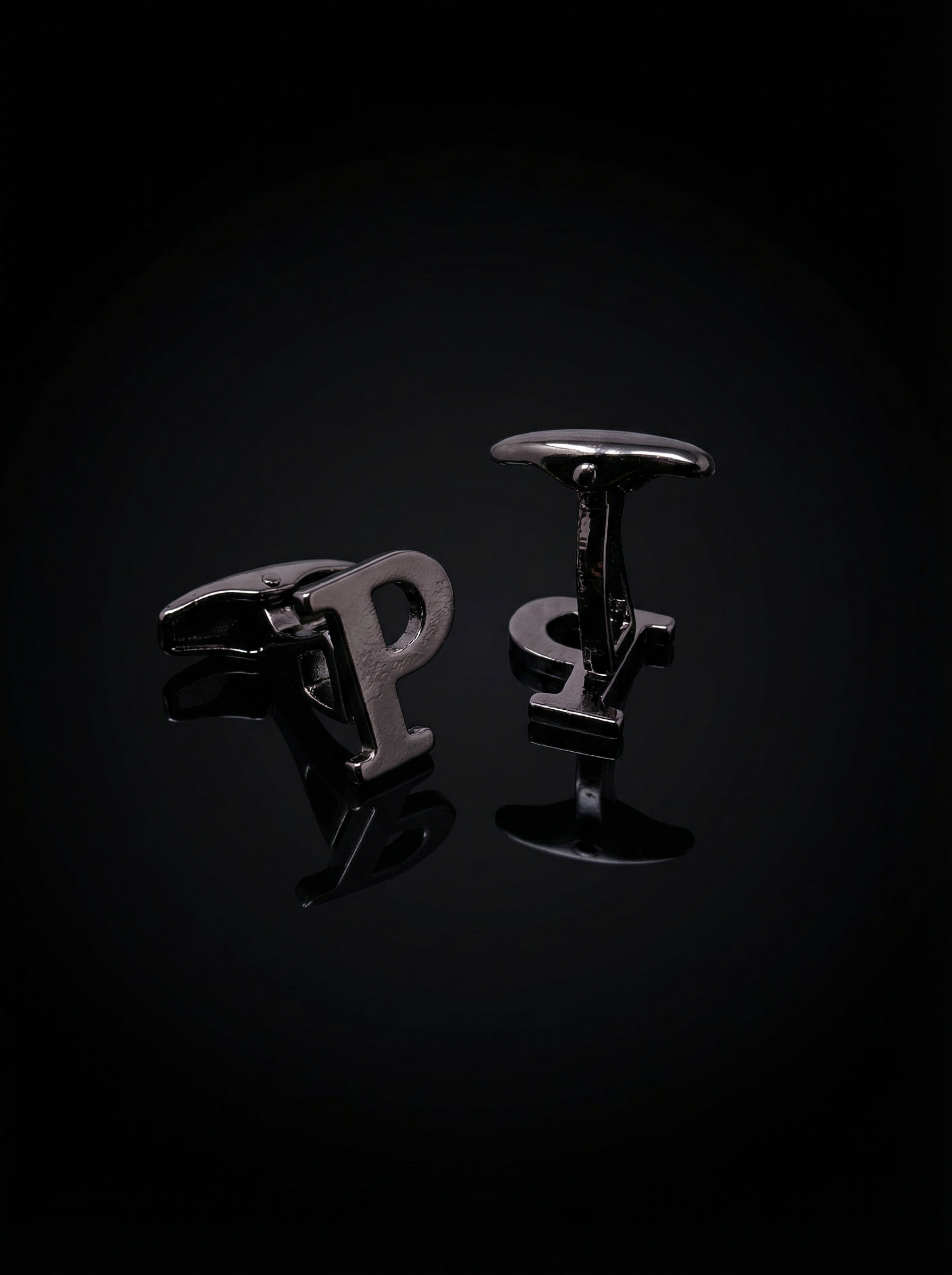 Black Letter P Cufflinks Tivaaro
