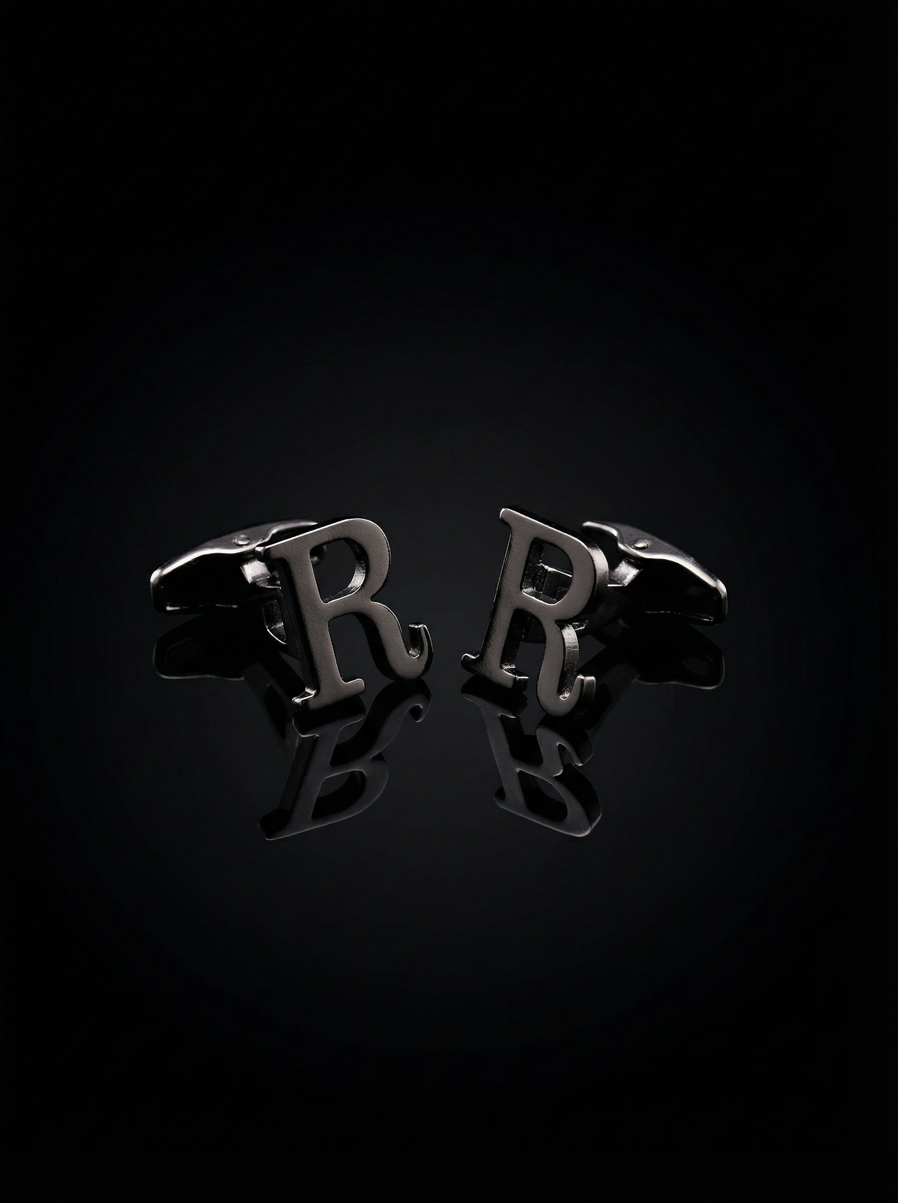 Black Letter R Cufflinks Tivaaro