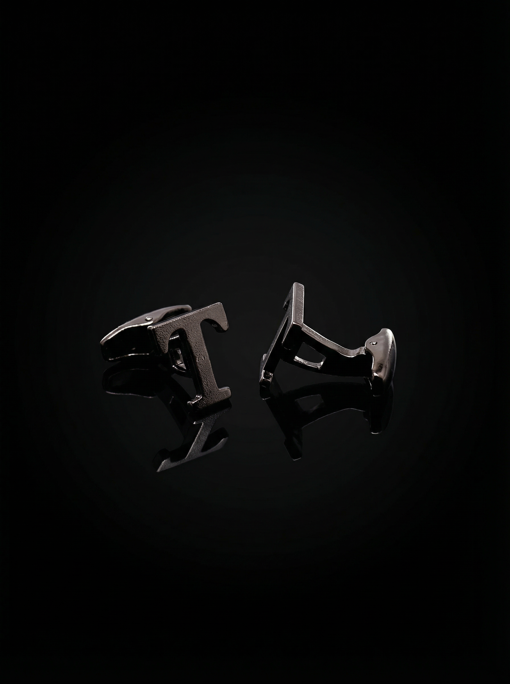 Black Letter T Cufflinks Tivaaro