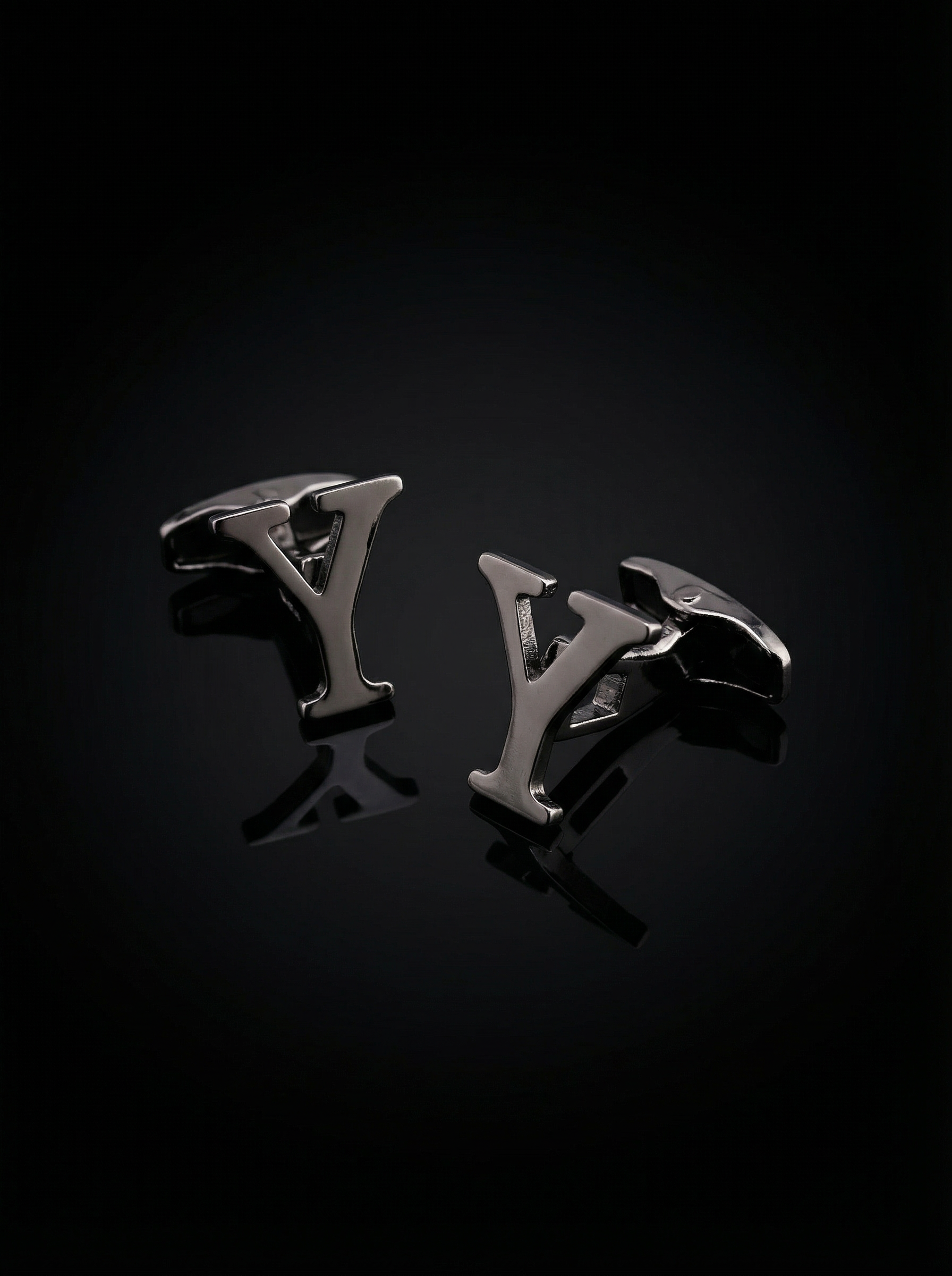 Black Letter Y Cufflinks Tivaaro