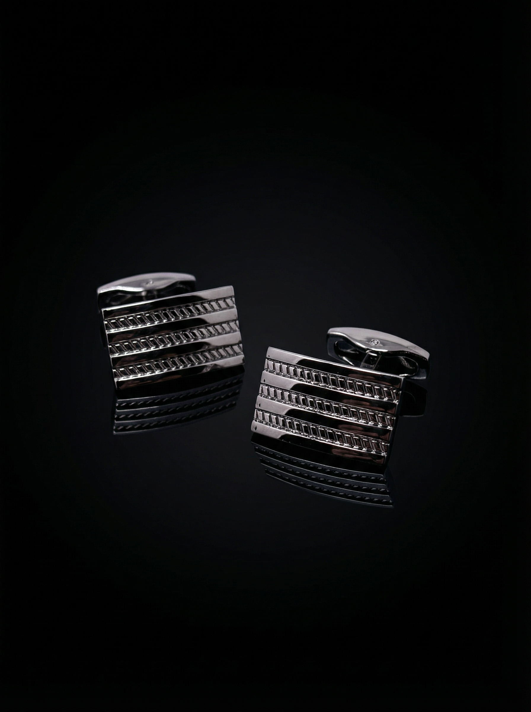 Chain Stripe Cufflinks Tivaaro
