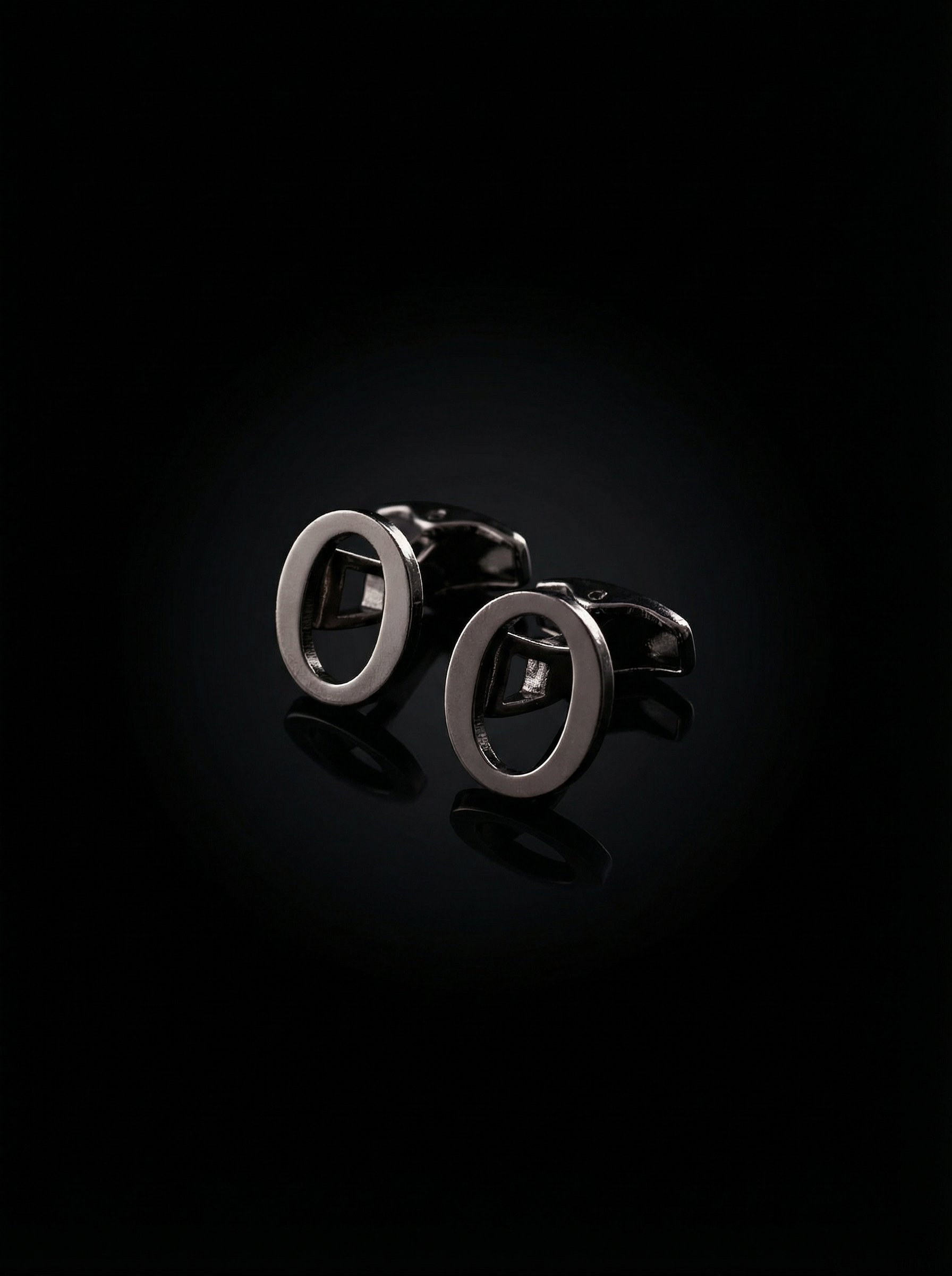 Black Letter O Cufflinks Tivaaro