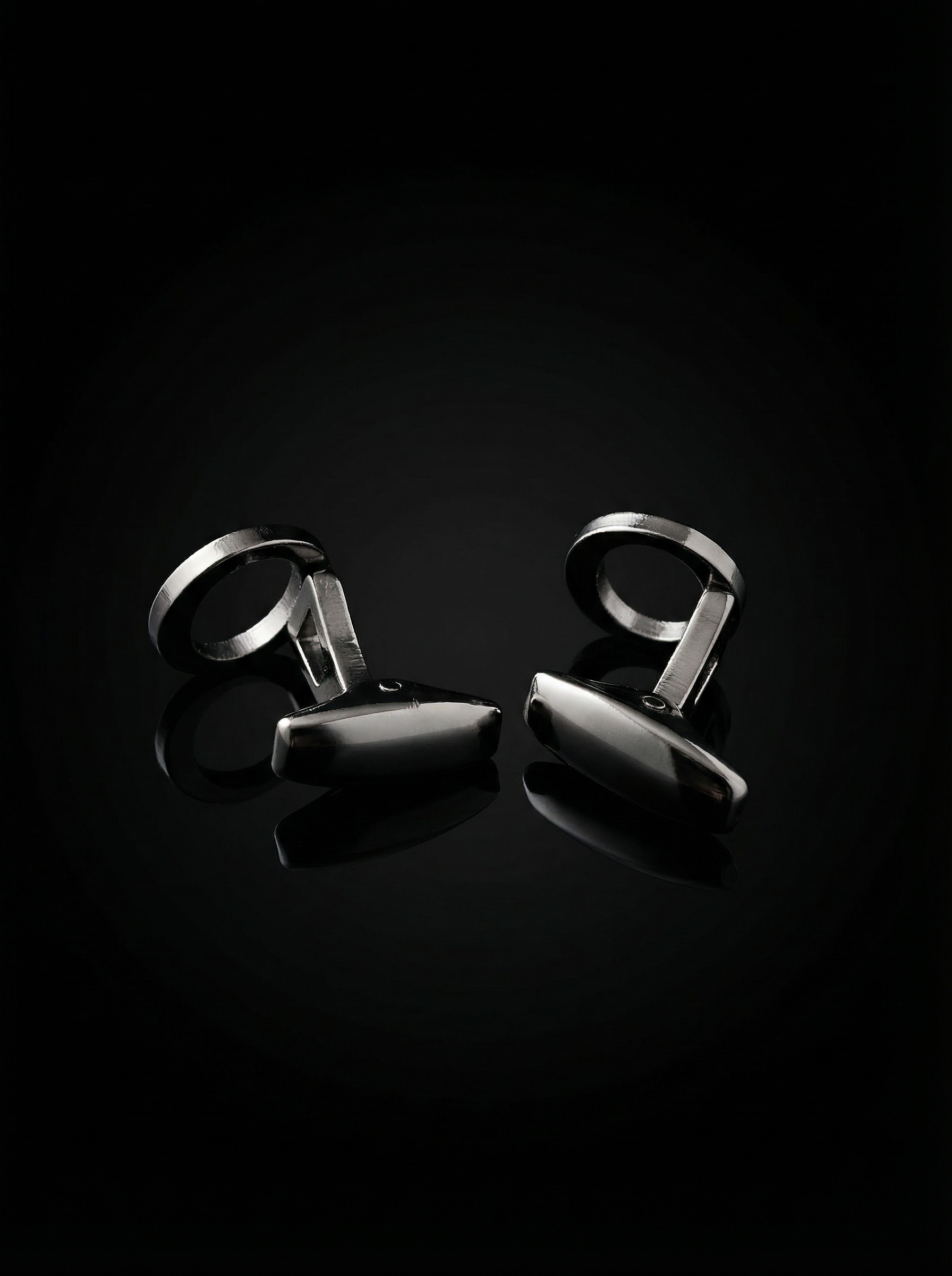 Black Letter O Cufflinks Tivaaro