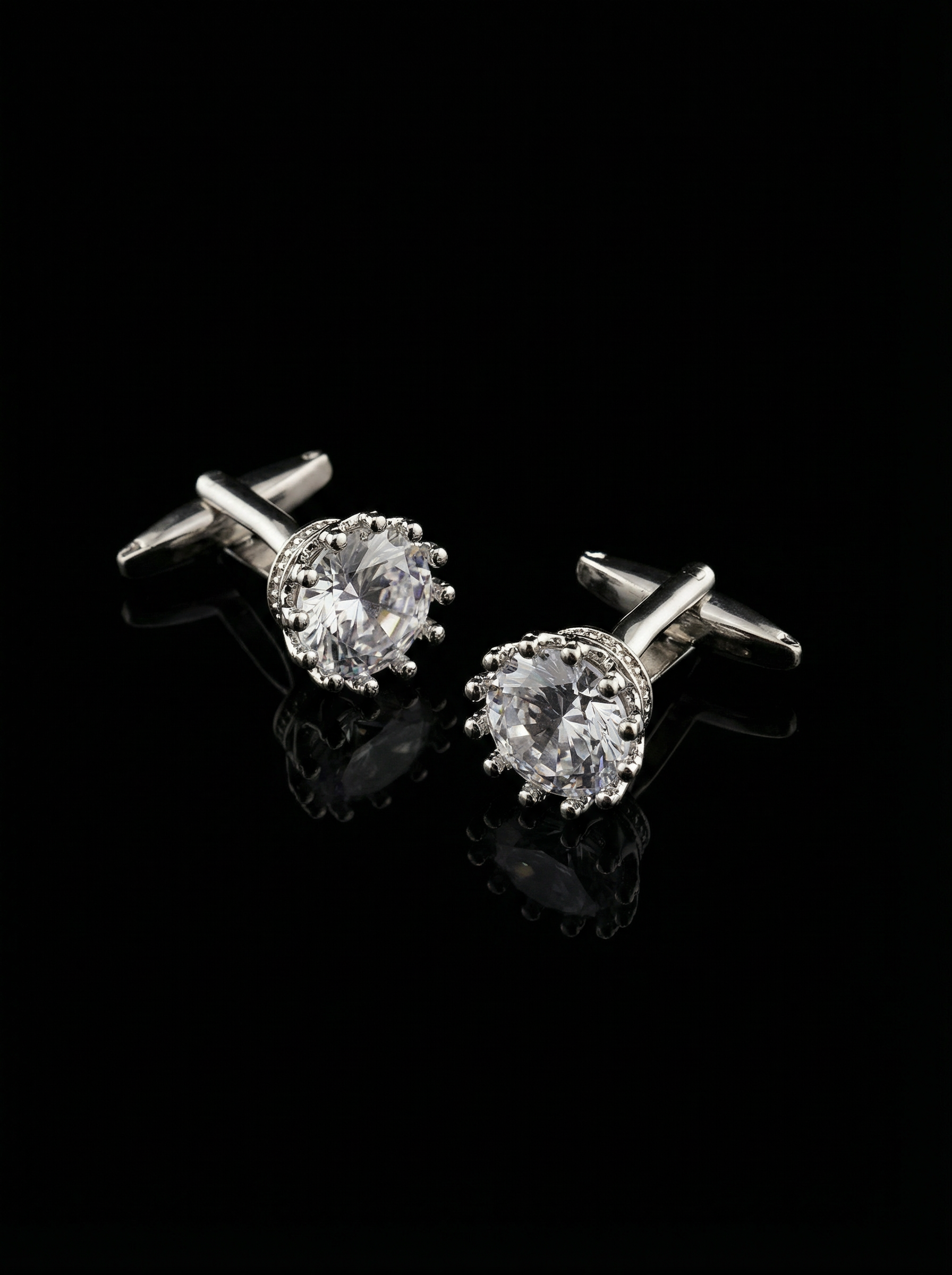 Clear Crystal Solitaire Cufflinks Tivaaro