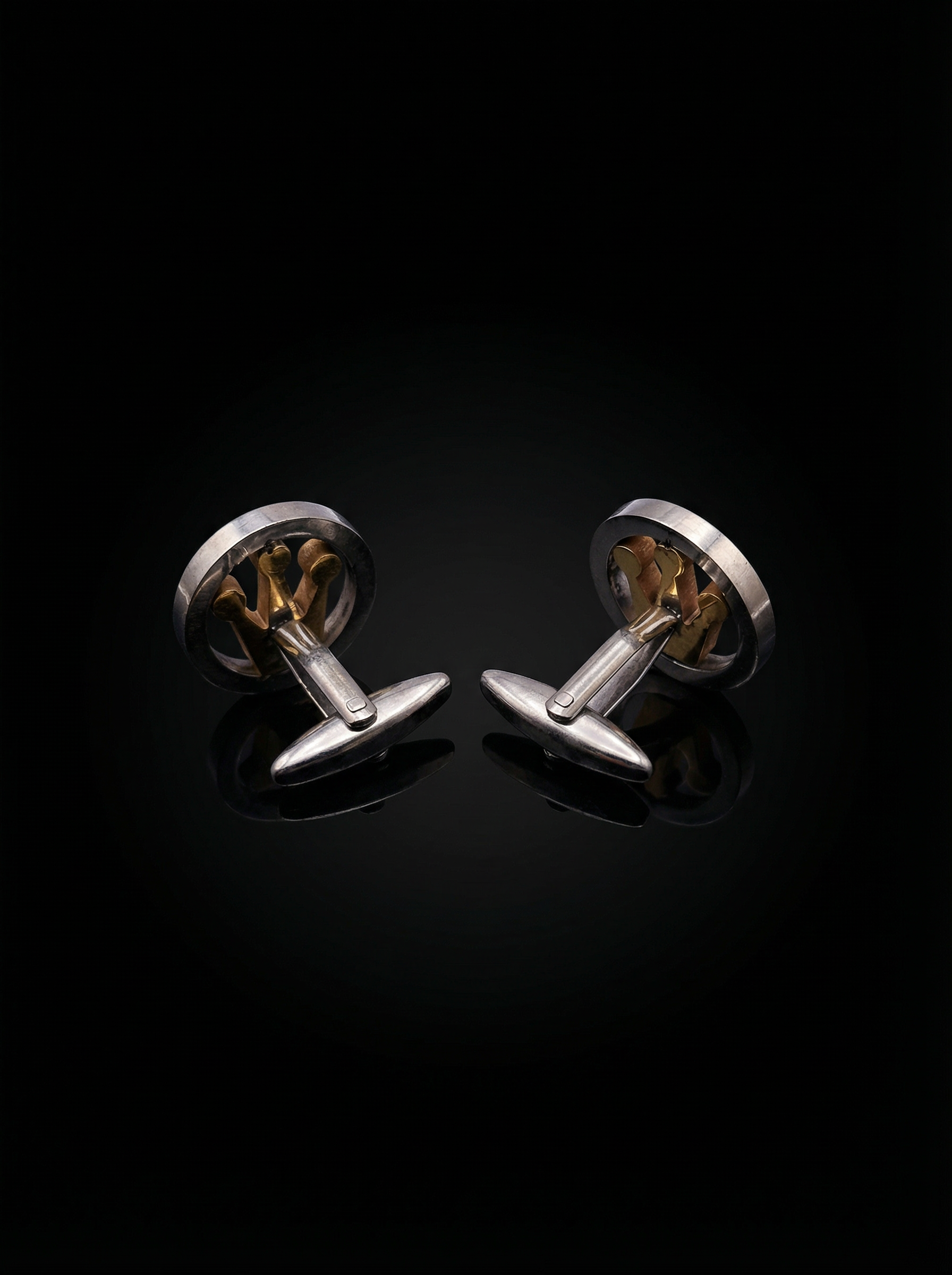 Crown Emblem Cufflinks Tivaaro