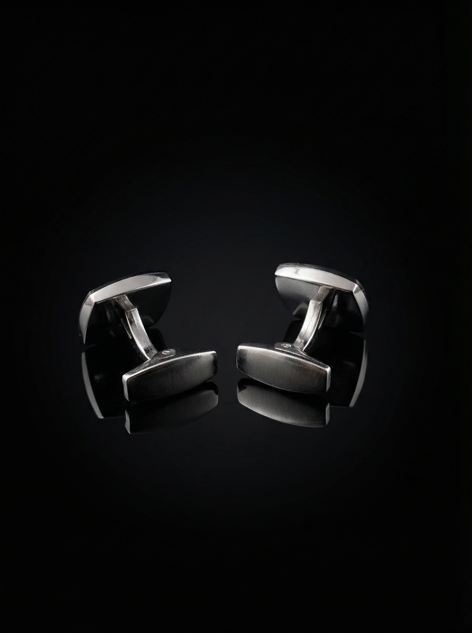 Curved Scroll Cufflinks Tivaaro