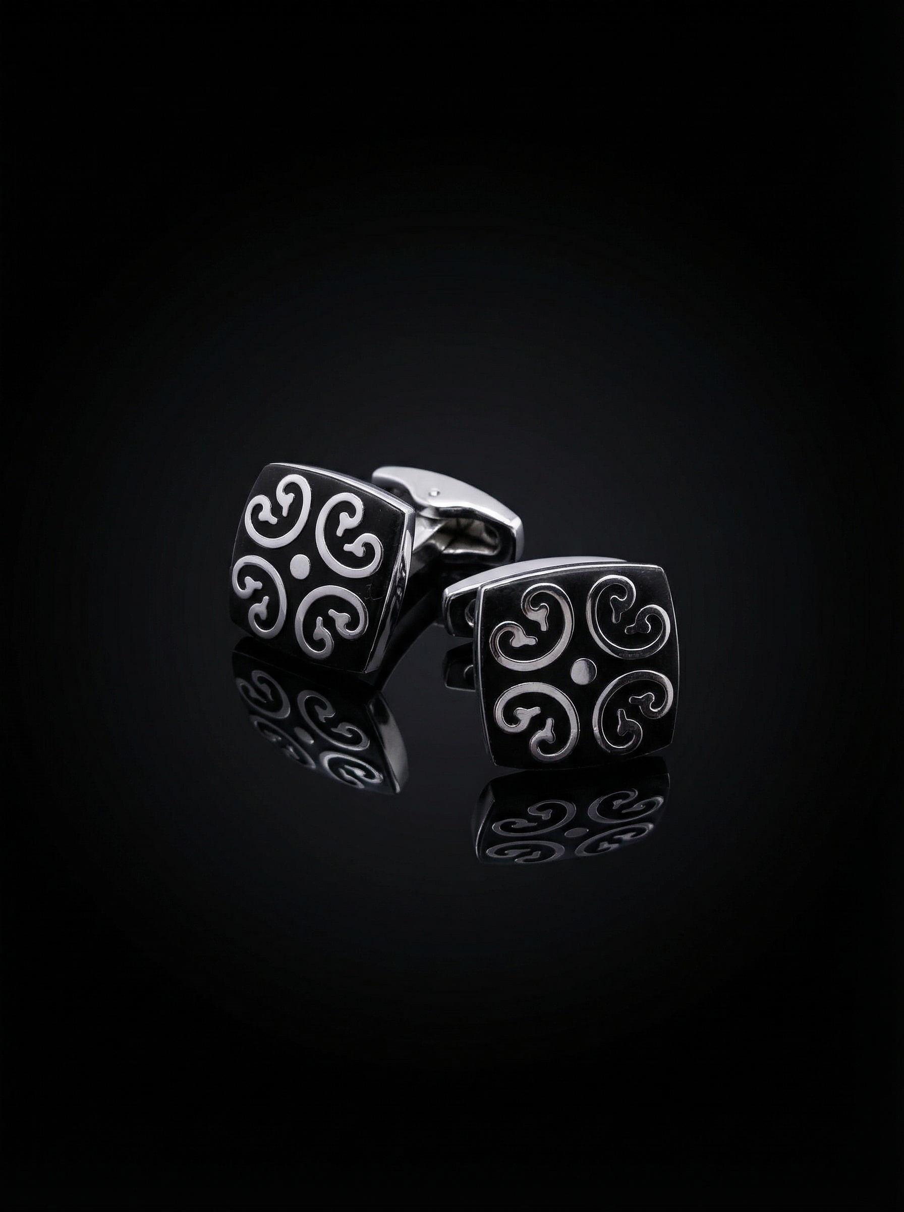 Curved Scroll Cufflinks Tivaaro