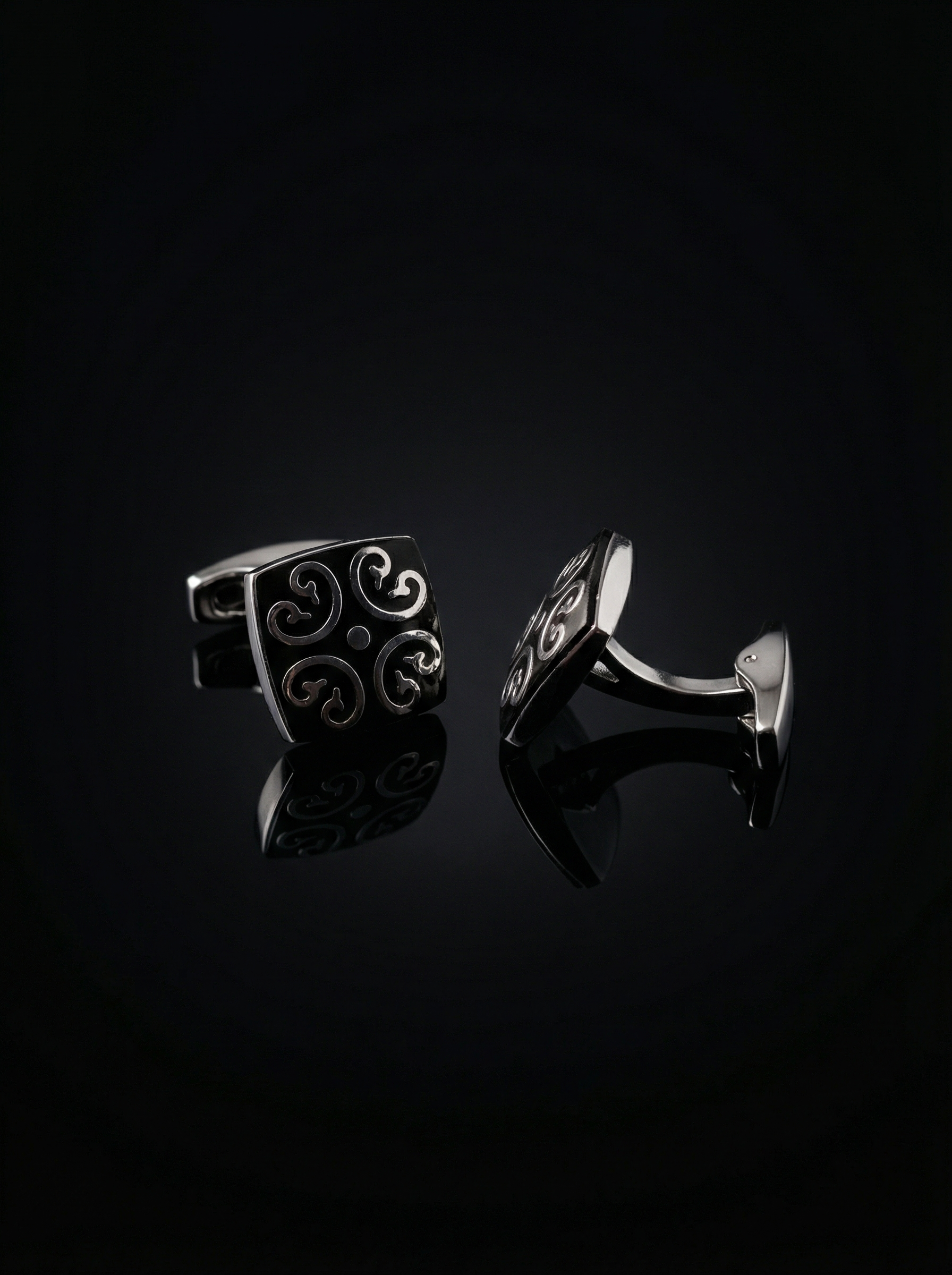 Curved Scroll Cufflinks Tivaaro