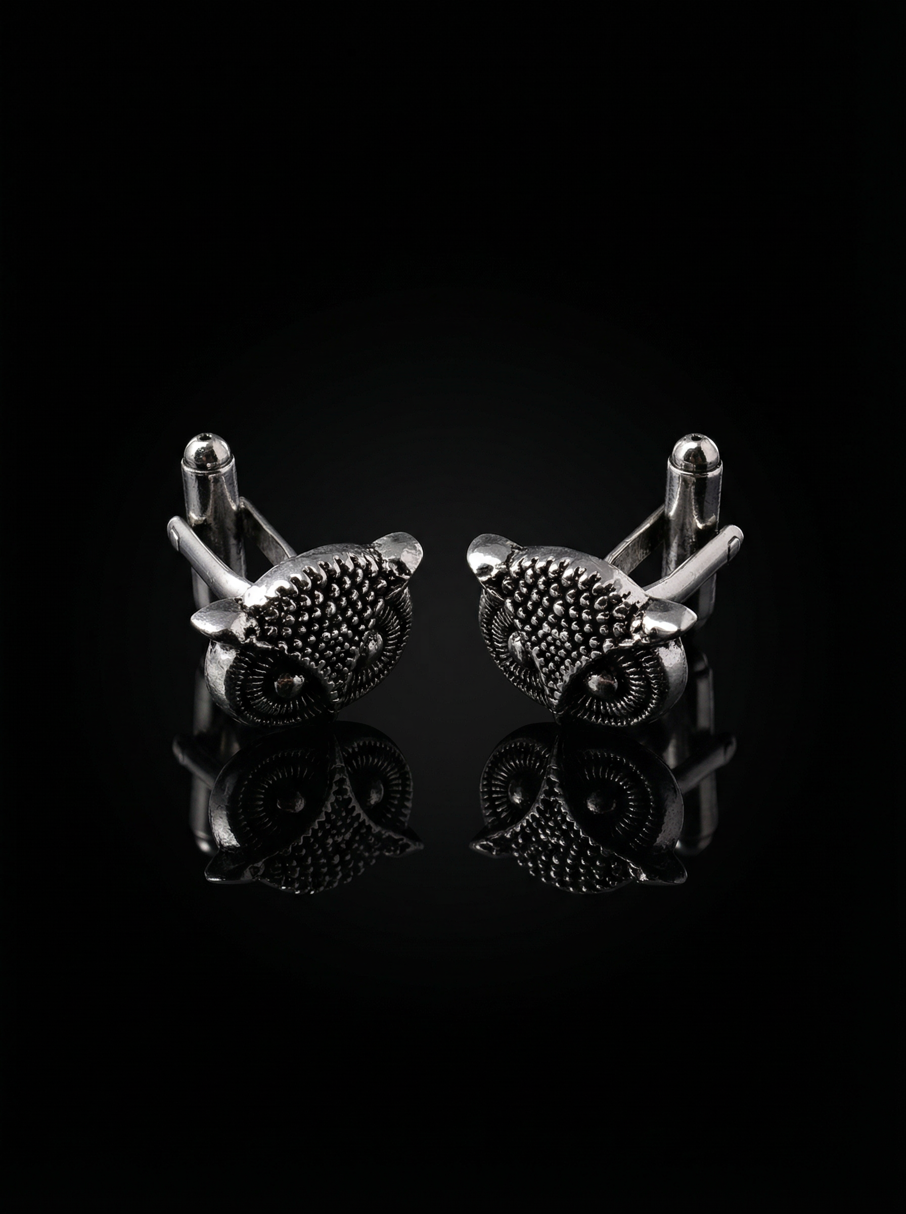 Dark Eye Owl Face Cufflinks Tivaaro