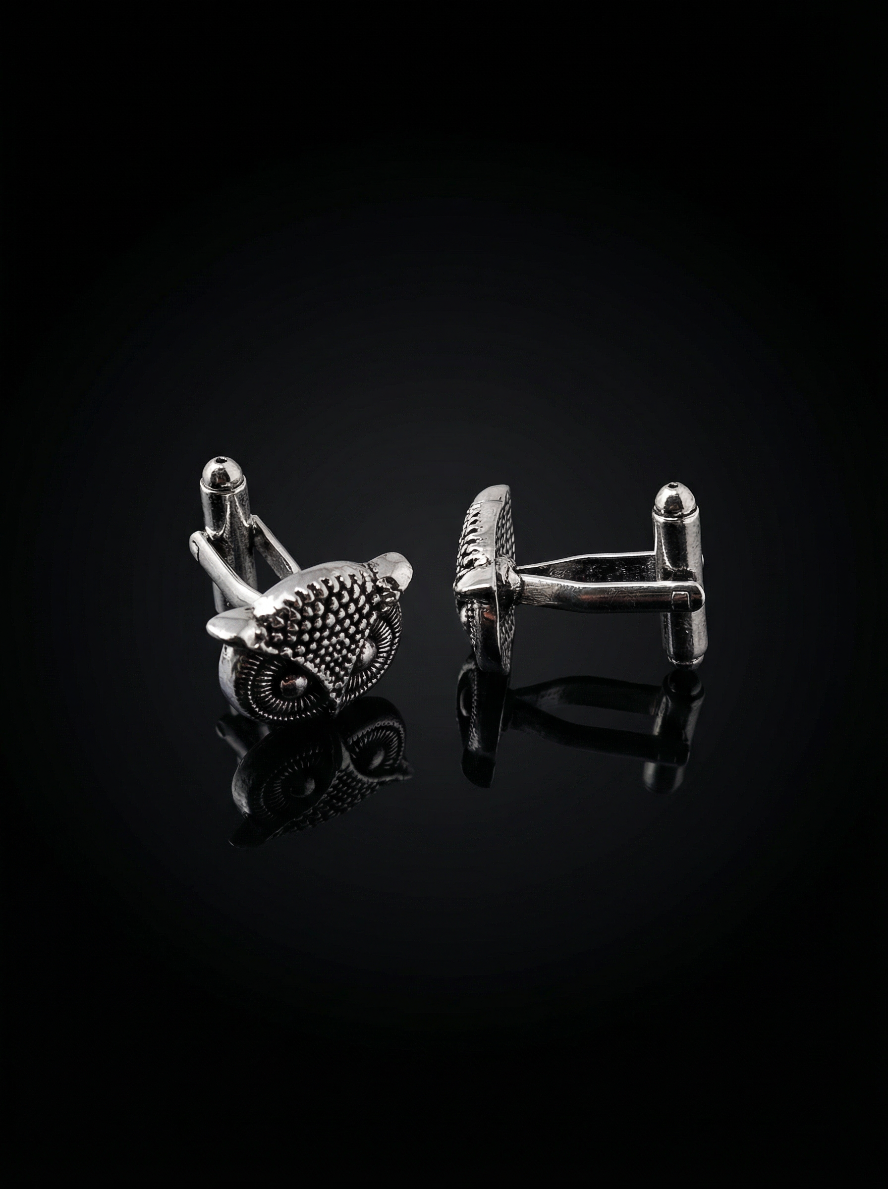 Dark Eye Owl Face Cufflinks Tivaaro