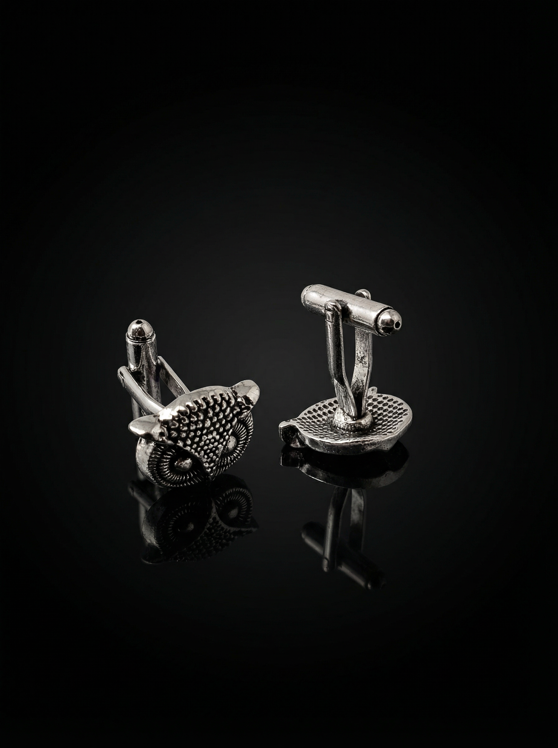 Dark Eye Owl Face Cufflinks Tivaaro