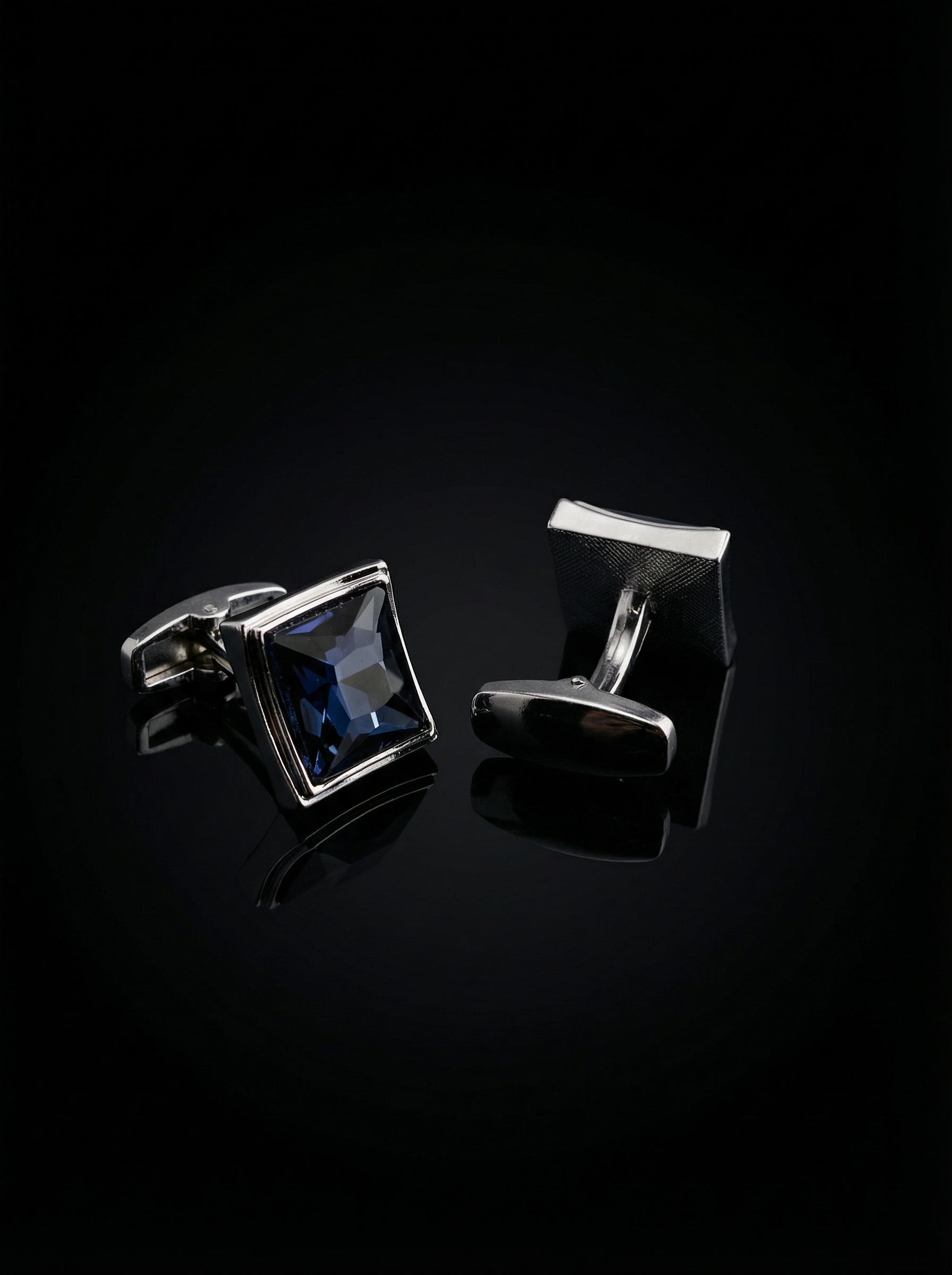 Deep Blue Crystal Cufflinks Tivaaro