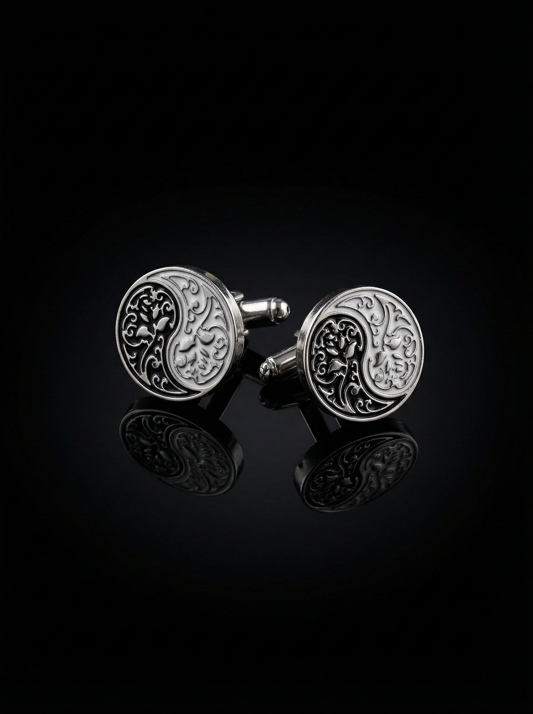 Designer Yin Yang Cufflinks Tivaaro