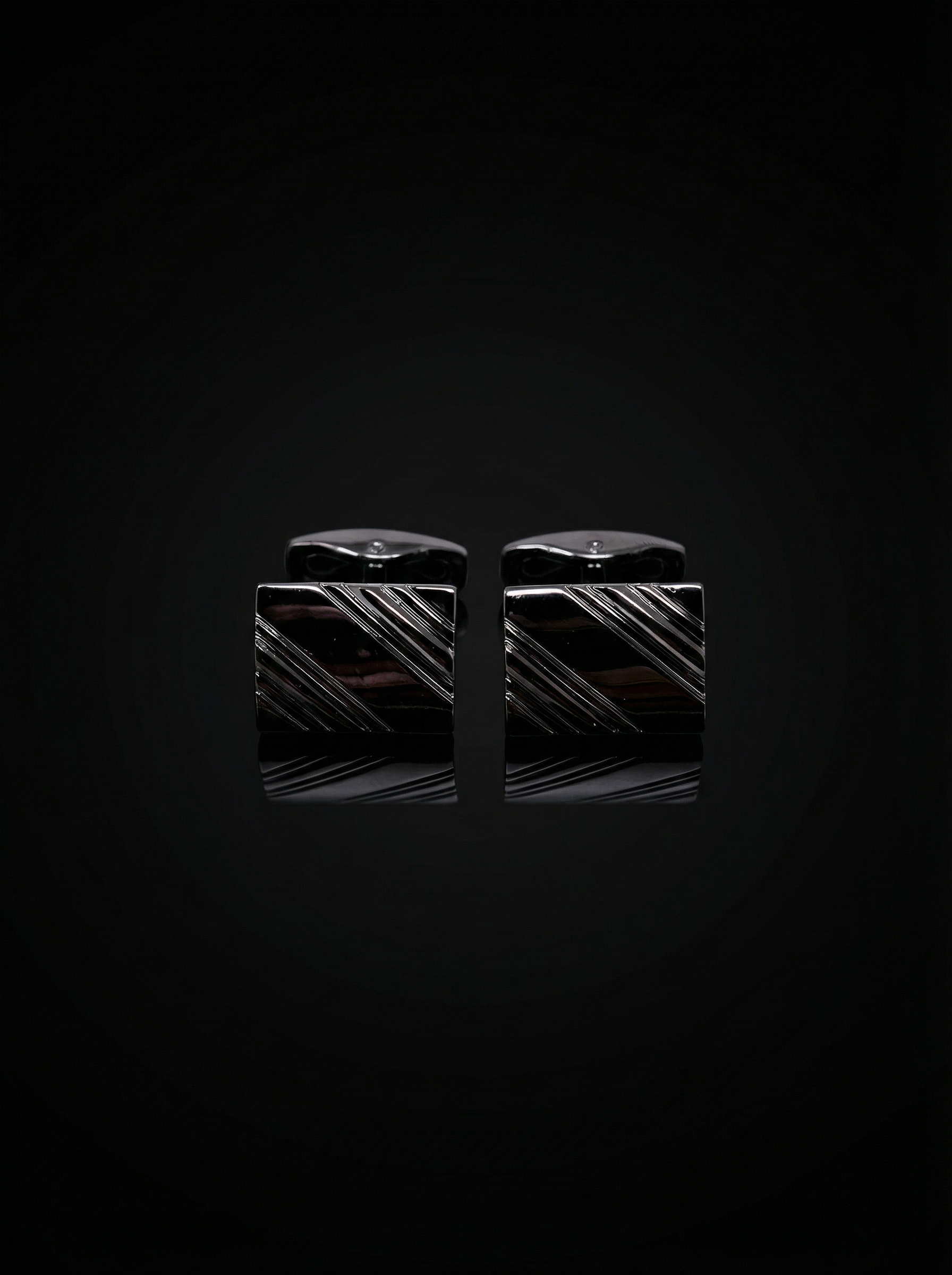 Diagonal Striped Cufflinks Tivaaro
