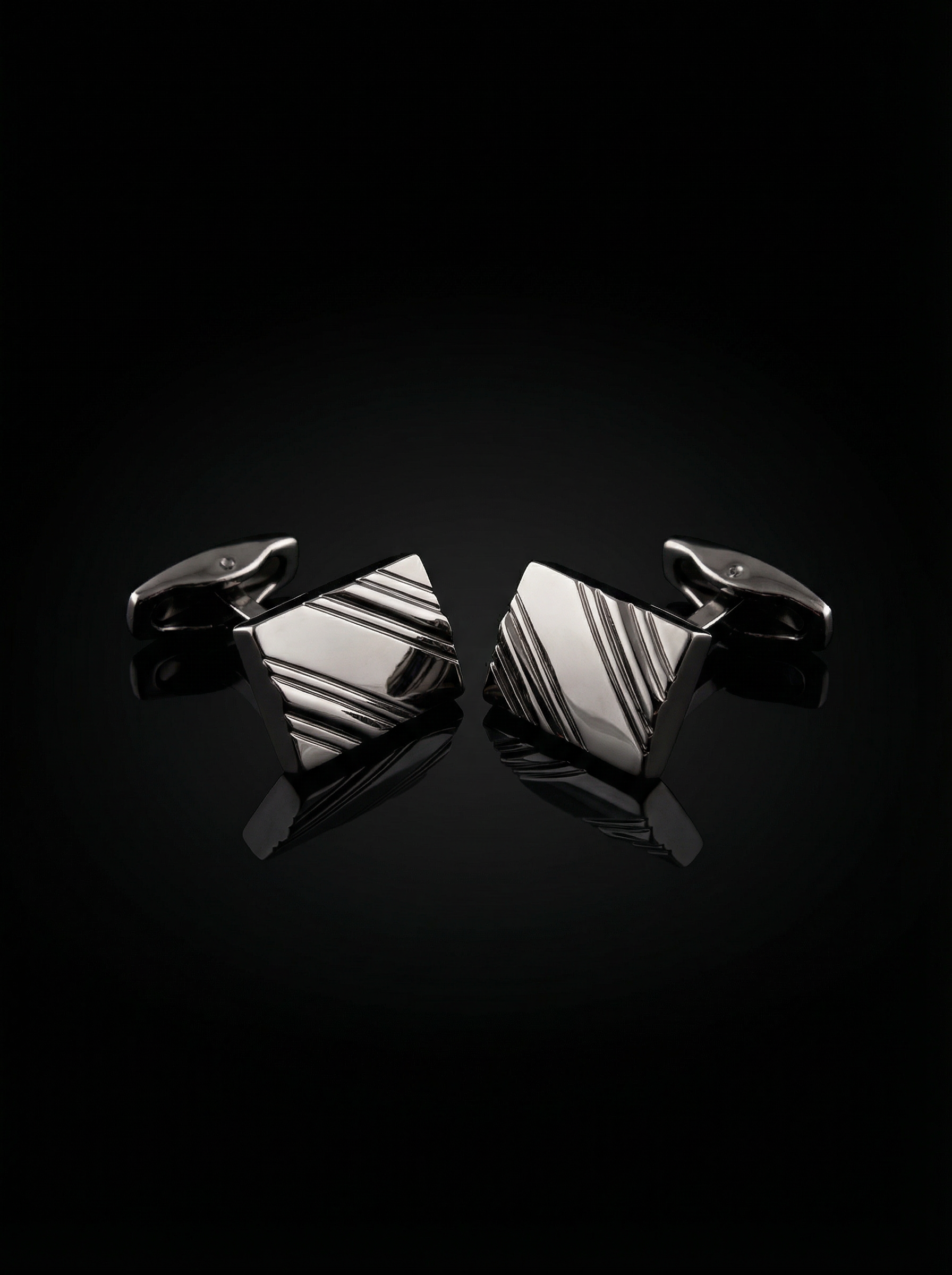 Diagonal Striped Cufflinks Tivaaro