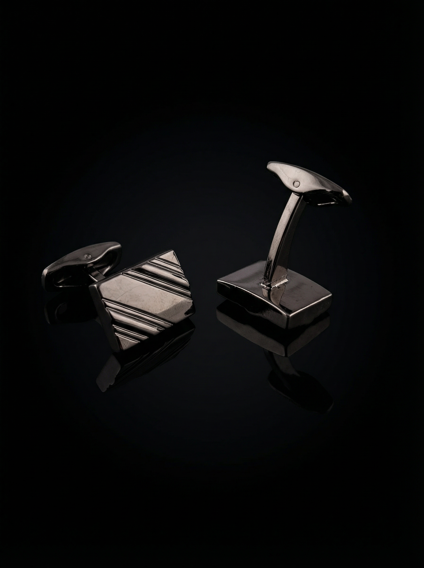 Diagonal Striped Cufflinks Tivaaro