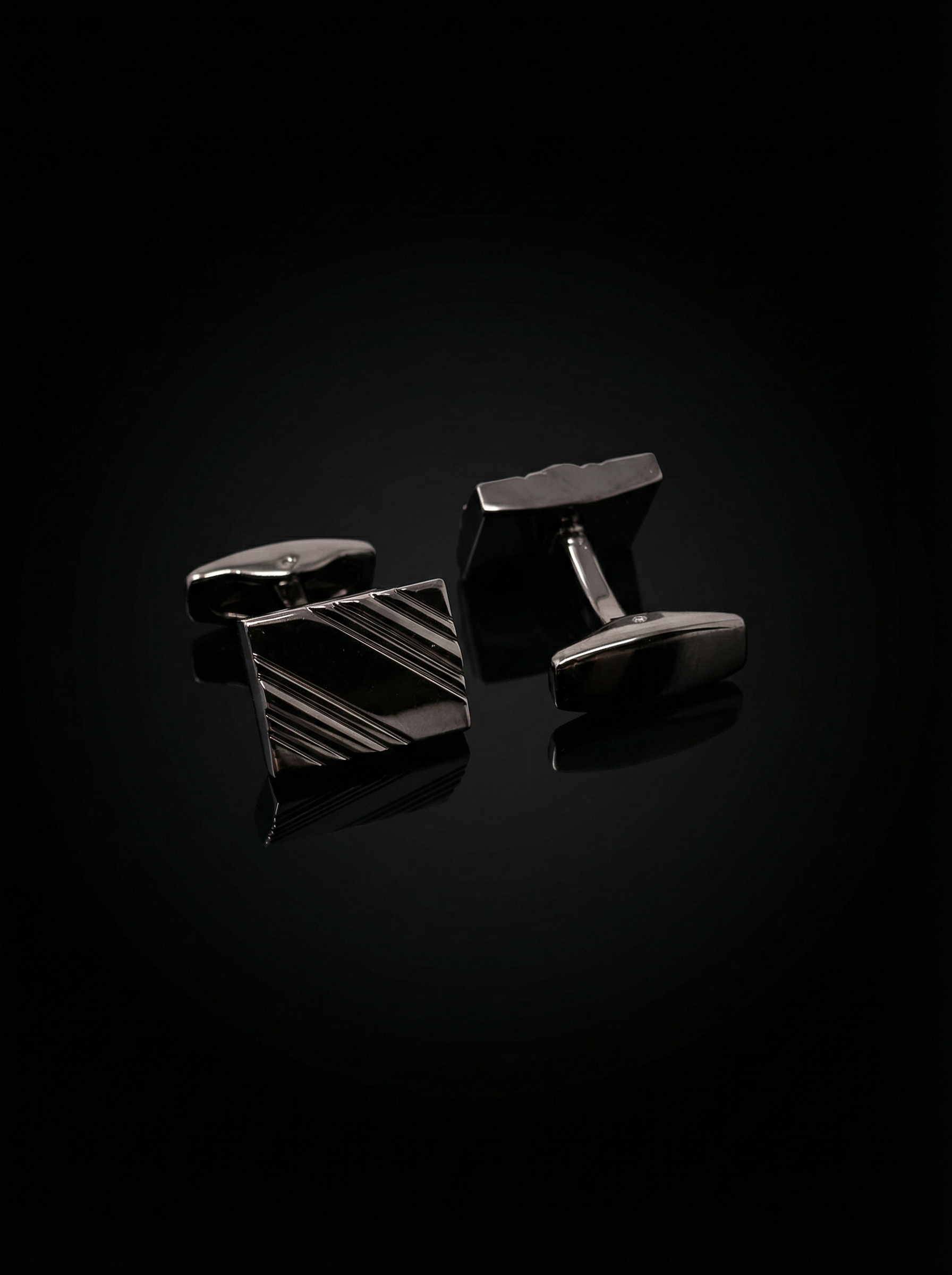 Diagonal Striped Cufflinks Tivaaro