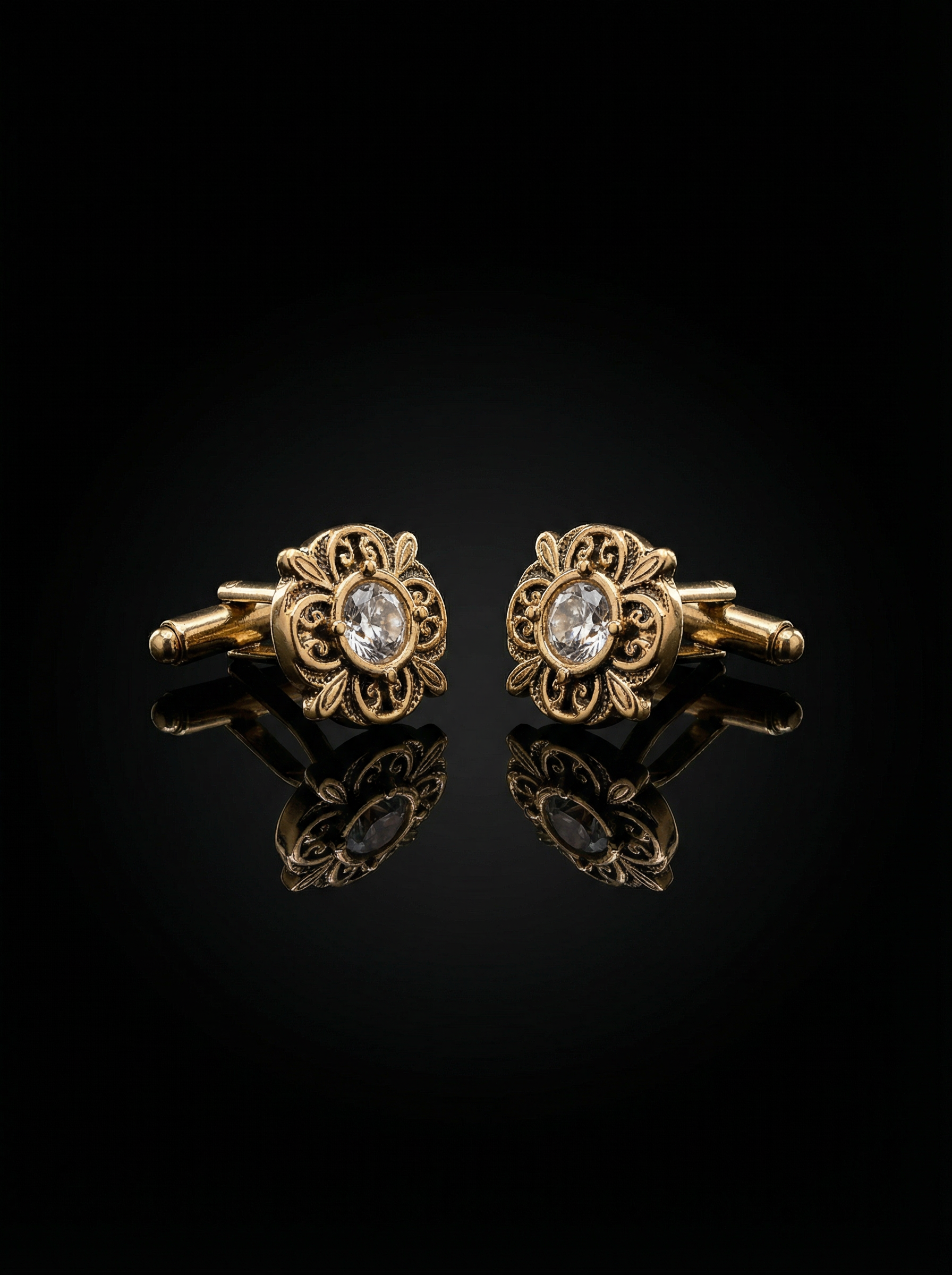 Engraved Floral Crystal Cufflinks Tivaaro