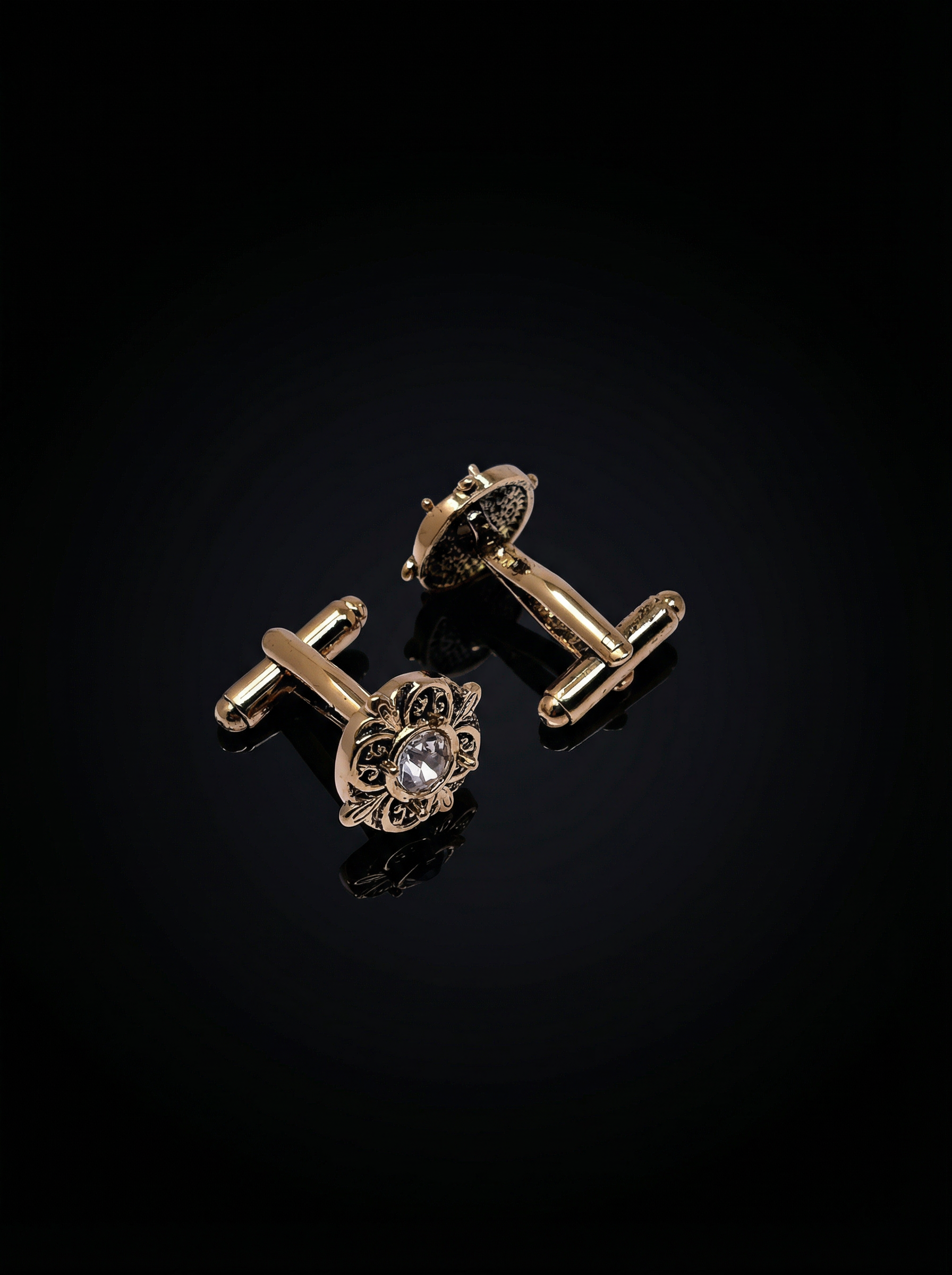 Engraved Floral Crystal Cufflinks Tivaaro