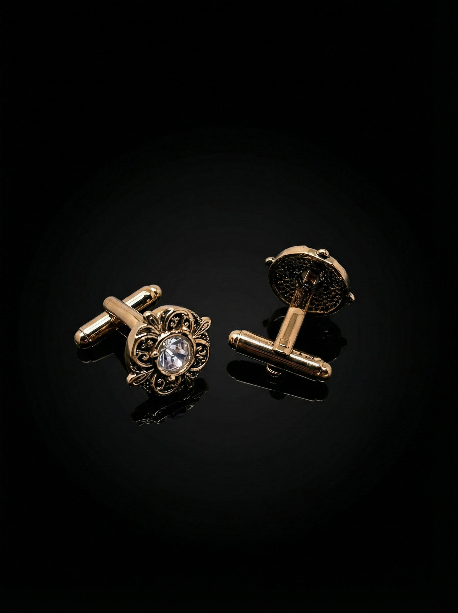 Engraved Floral Crystal Cufflinks Tivaaro