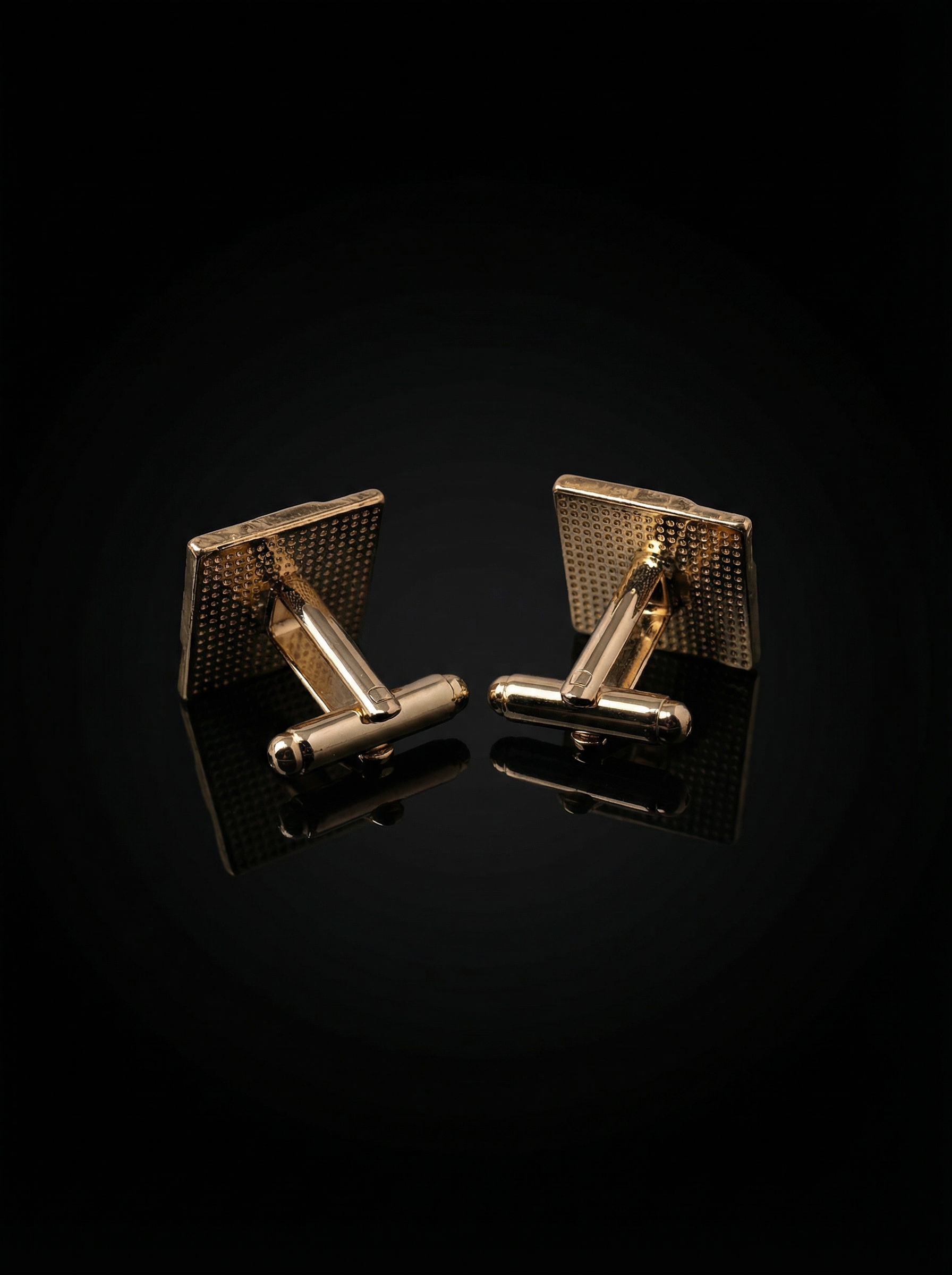 Geometric Black Enamel Cufflinks Tivaaro