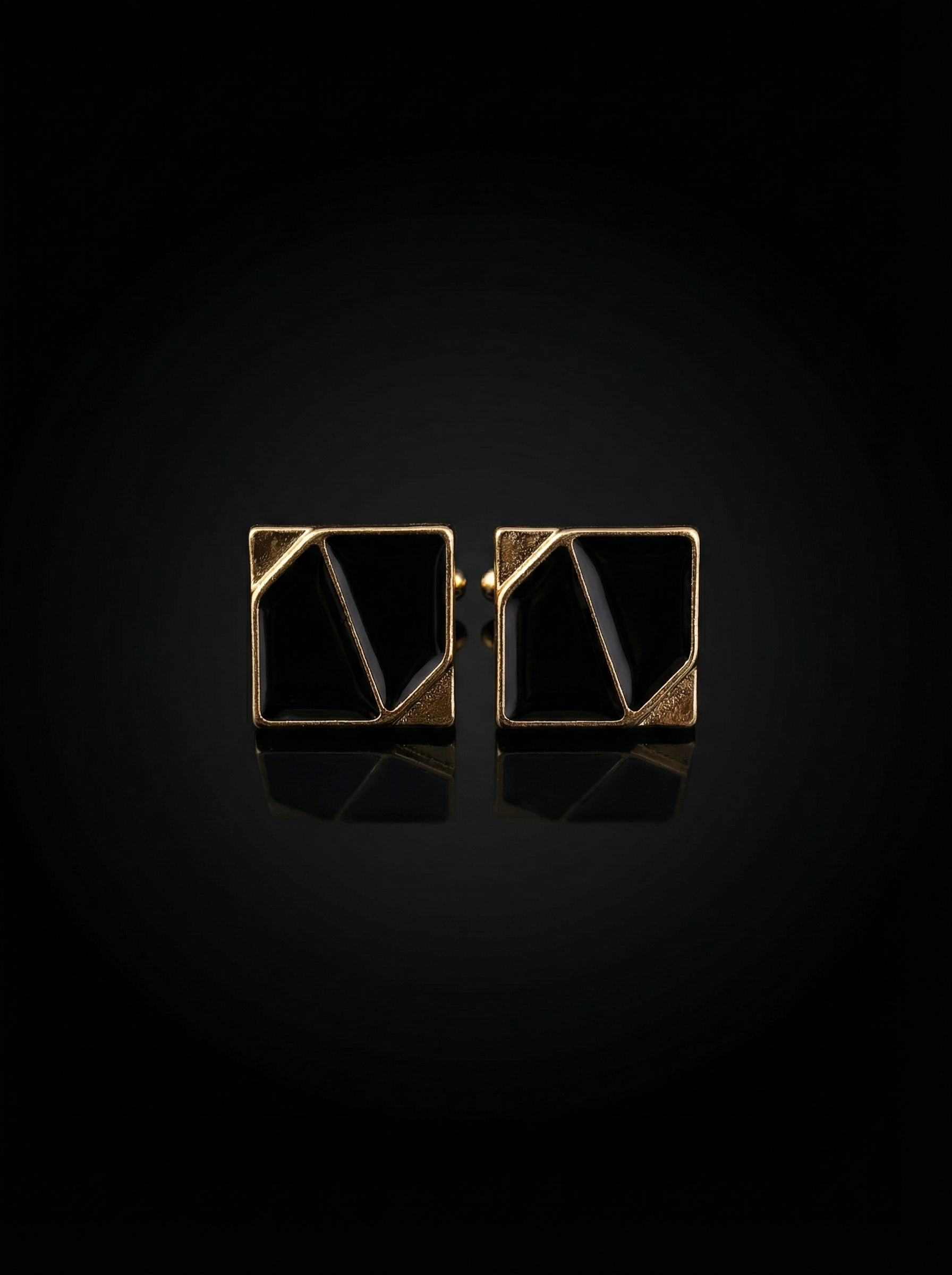 Geometric Black Enamel Cufflinks Tivaaro