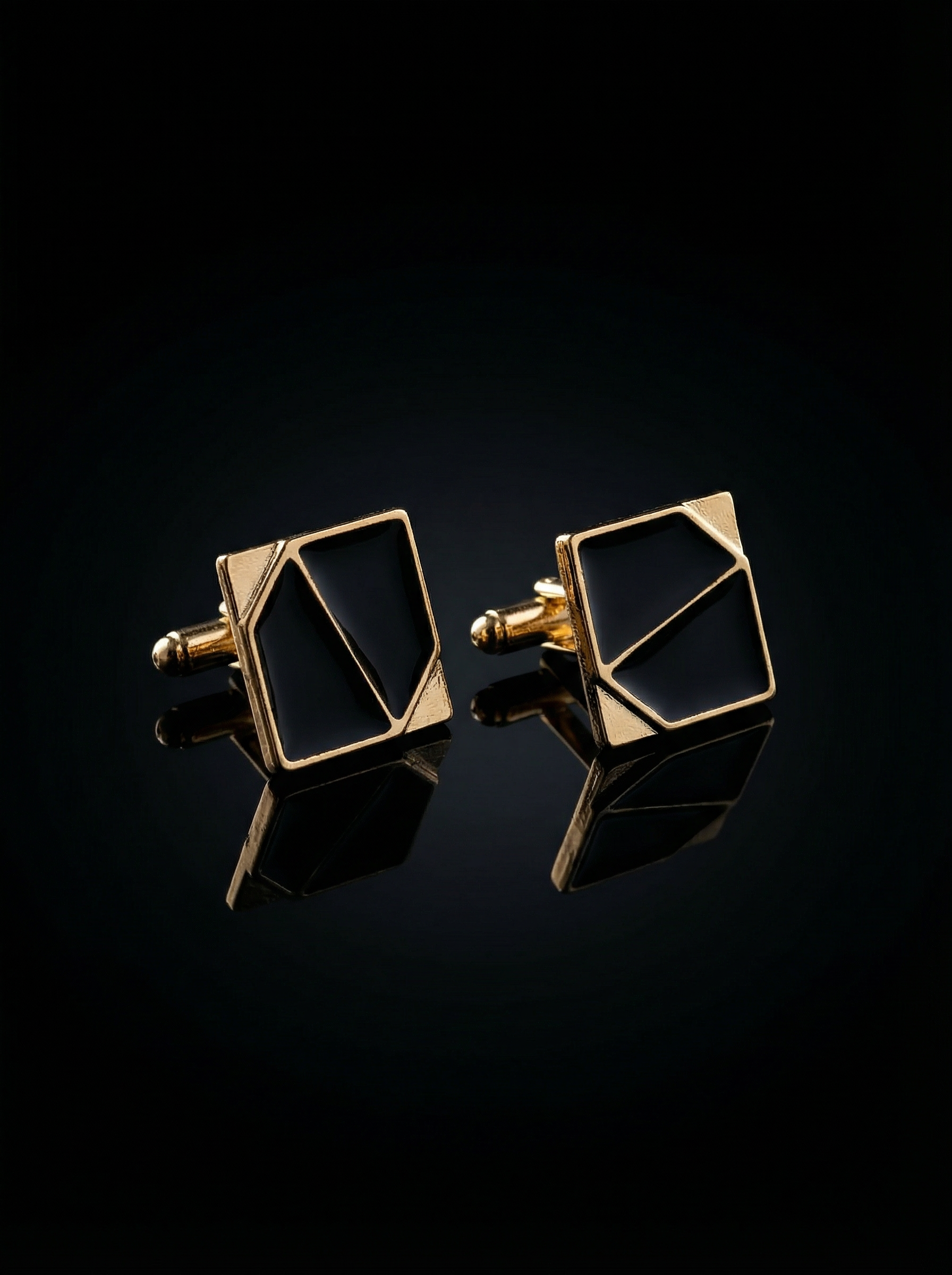 Geometric Black Enamel Cufflinks Tivaaro