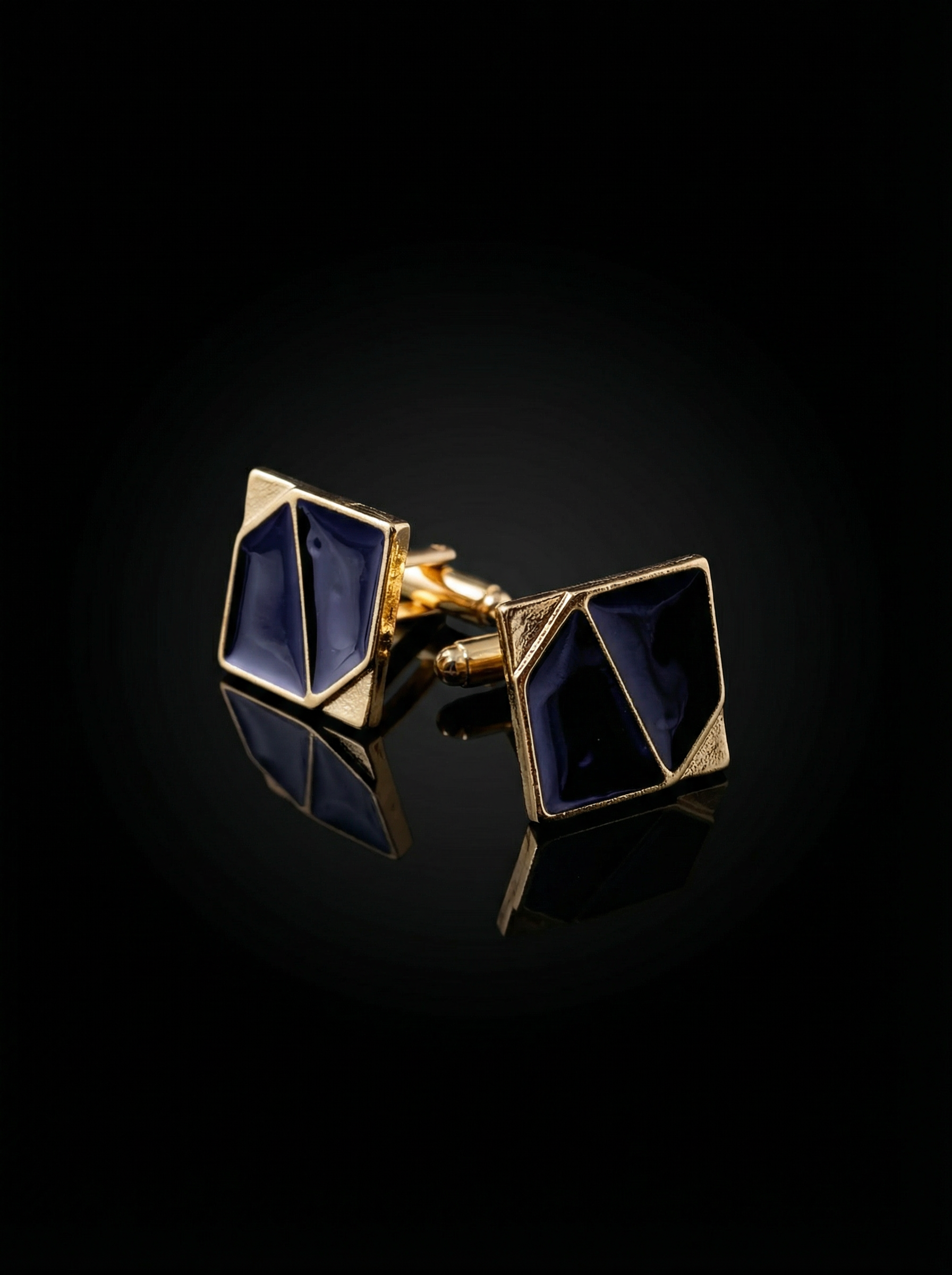 Geometric Black Enamel Cufflinks Tivaaro