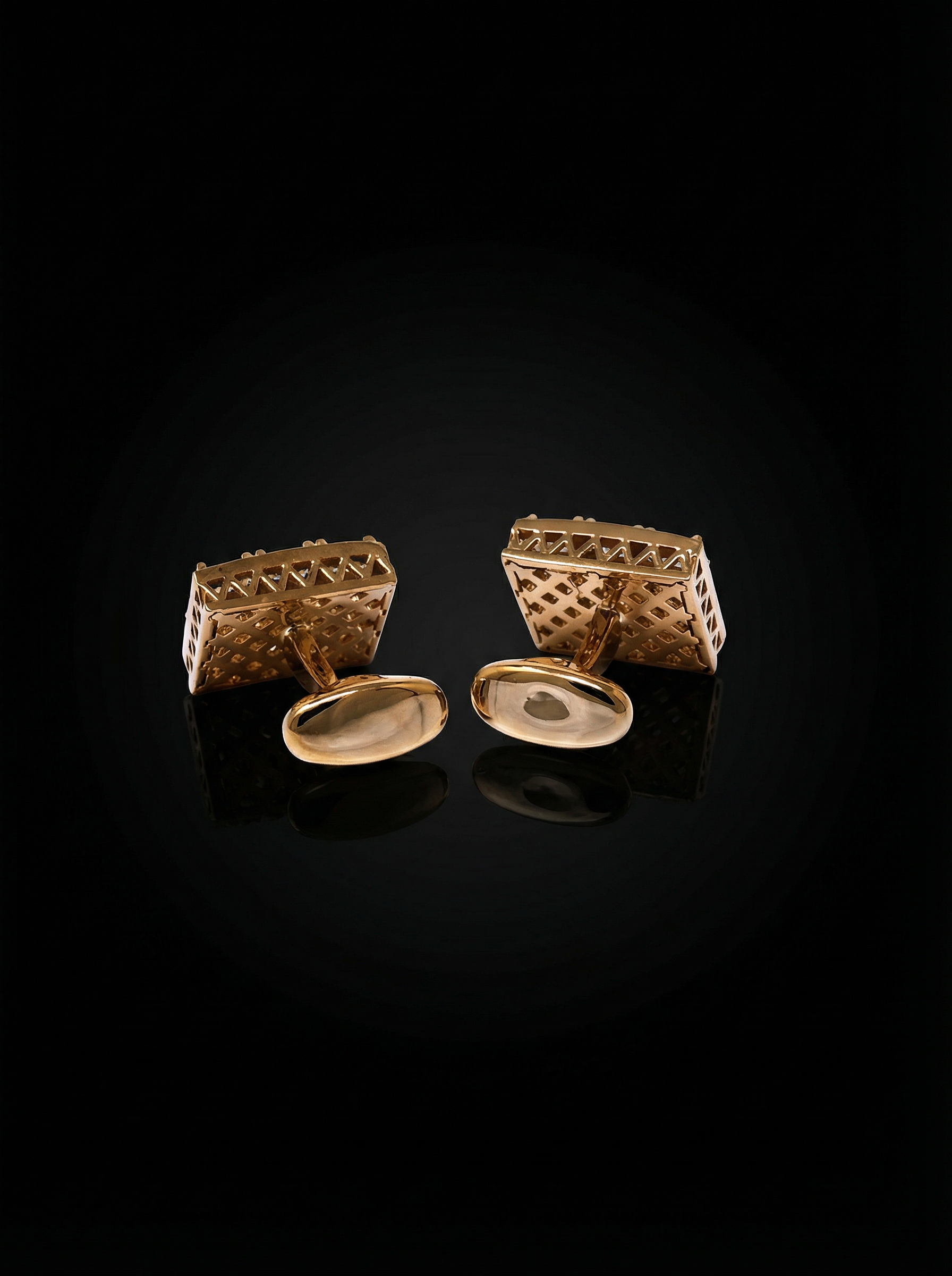 Geometric Gold Crystal Grid Cufflinks Tivaaro