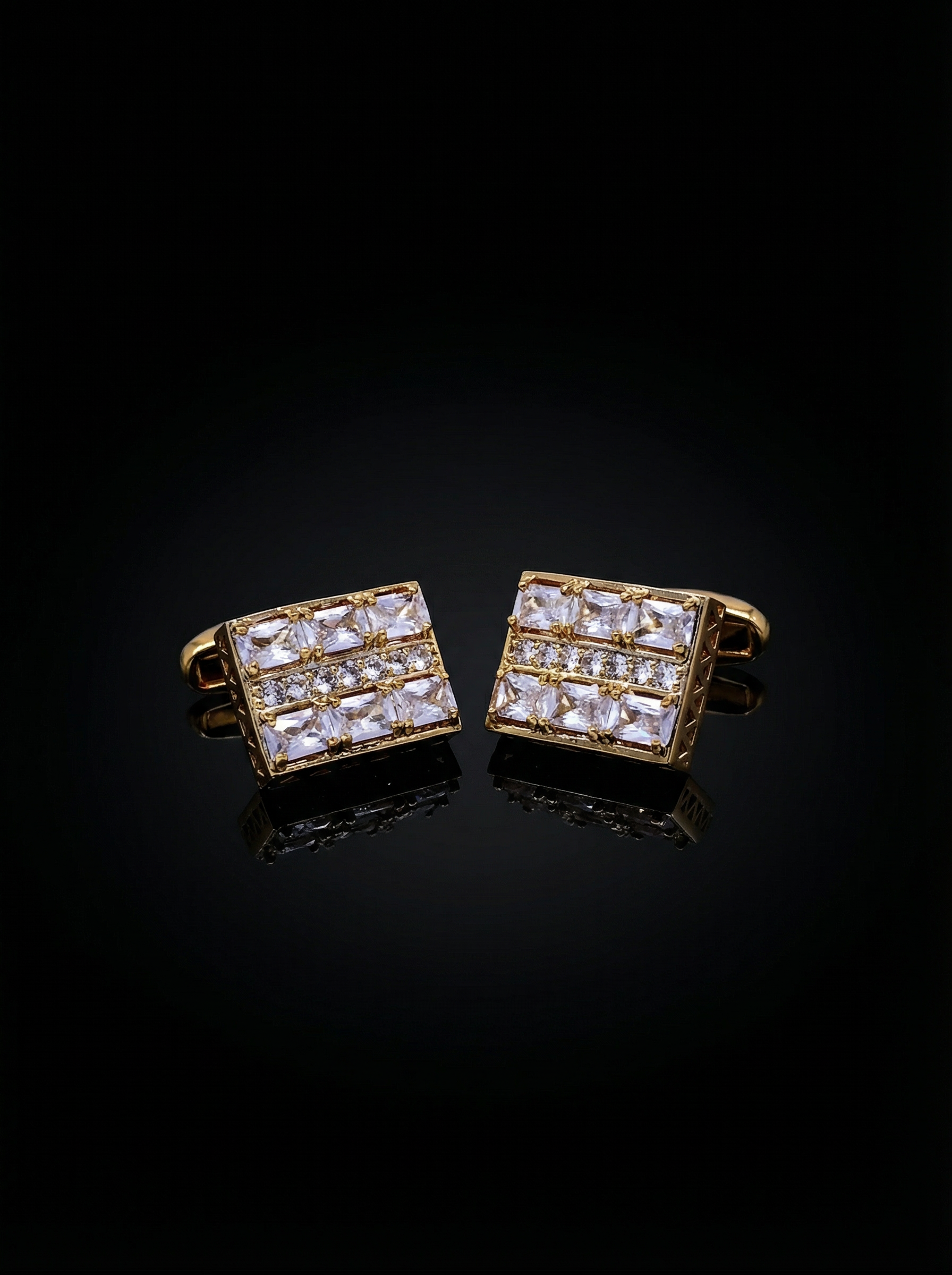 Geometric Gold Crystal Grid Cufflinks Tivaaro