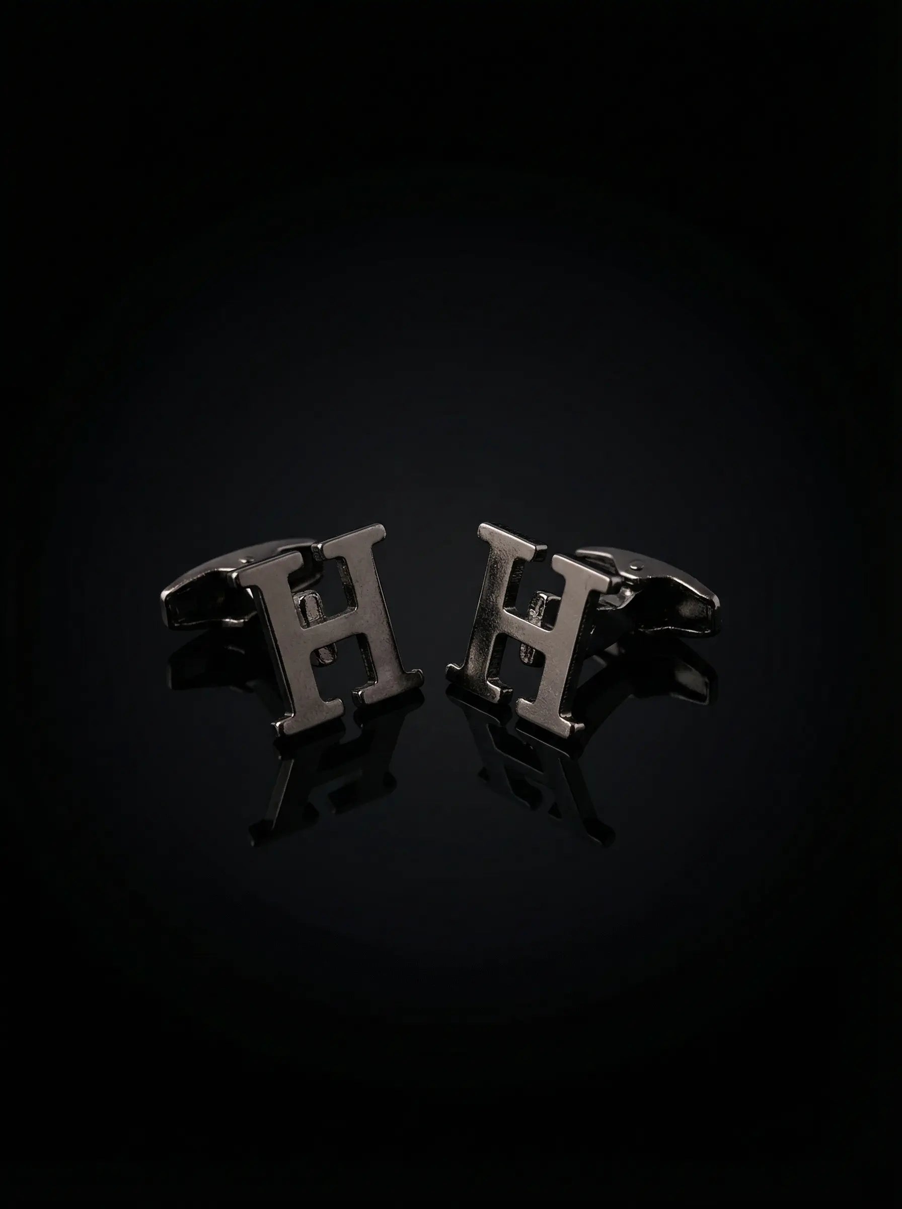 Black Letter H Cufflinks Tivaaro