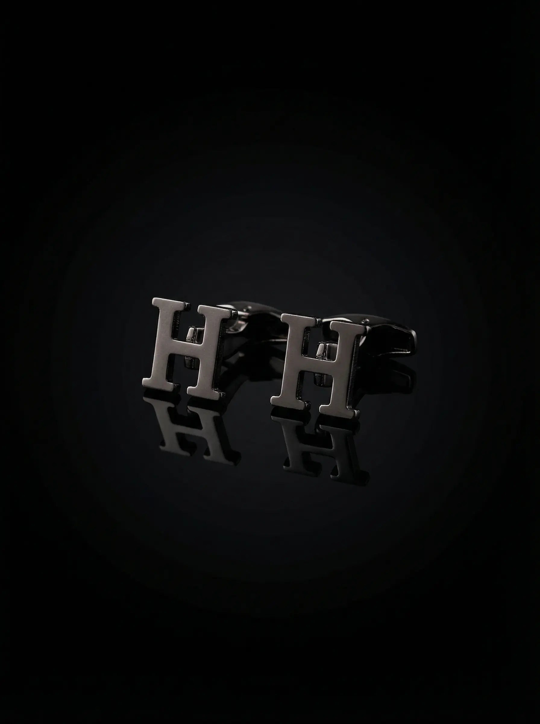 Black Letter H Cufflinks Tivaaro