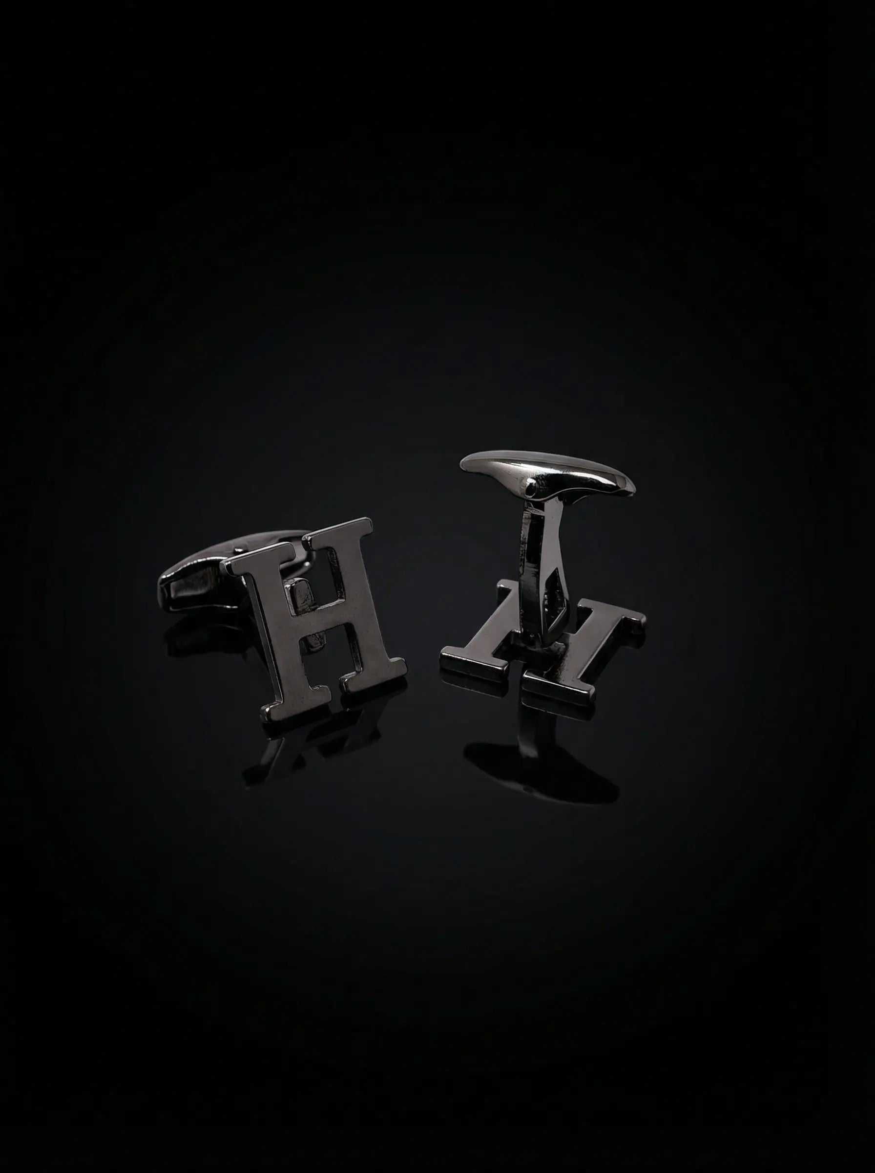 Black Letter H Cufflinks Tivaaro
