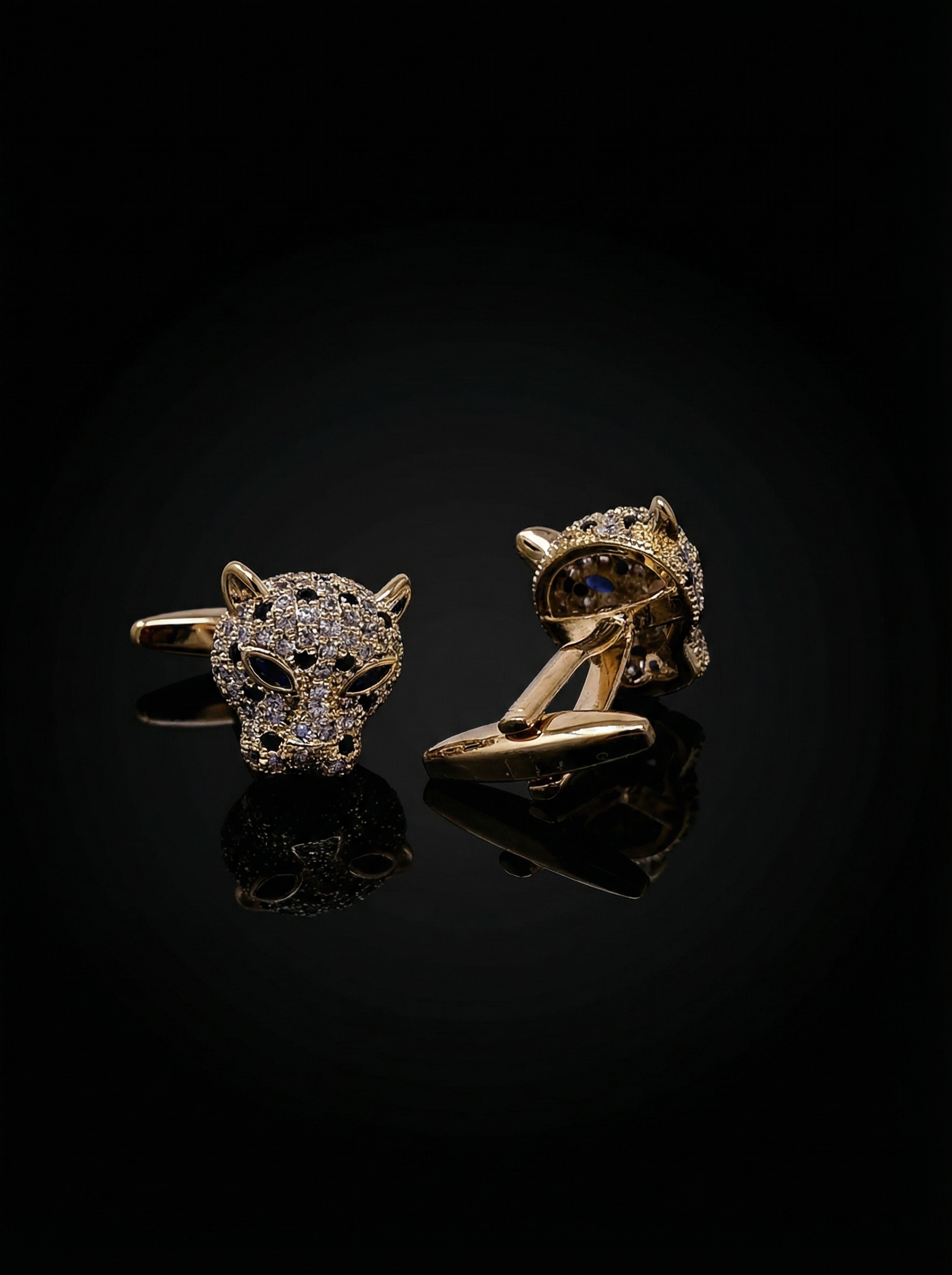 Gold Jeweled Leopard Cufflinks Tivaaro