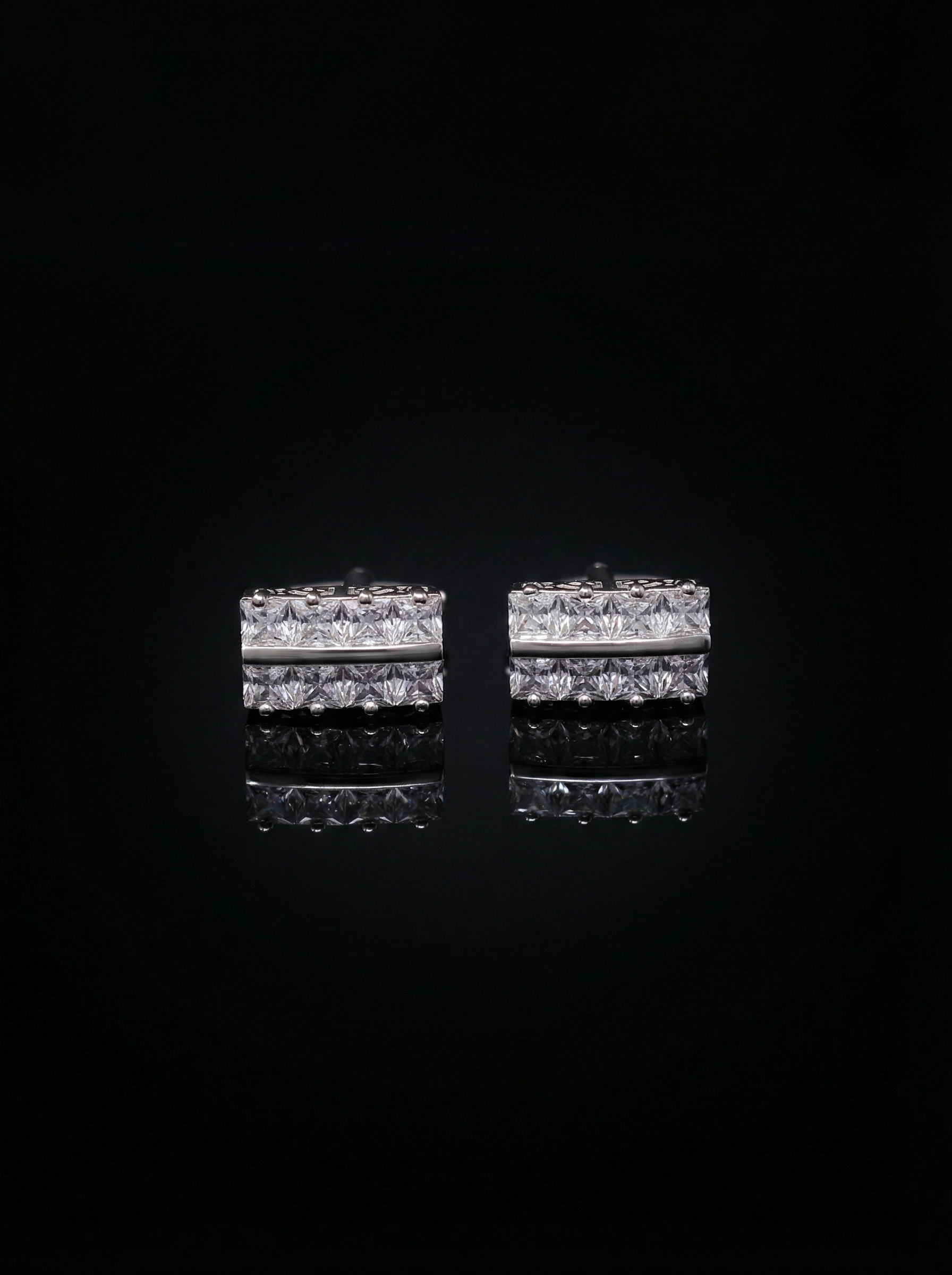 Grid Crystal Bar Cufflinks Tivaaro