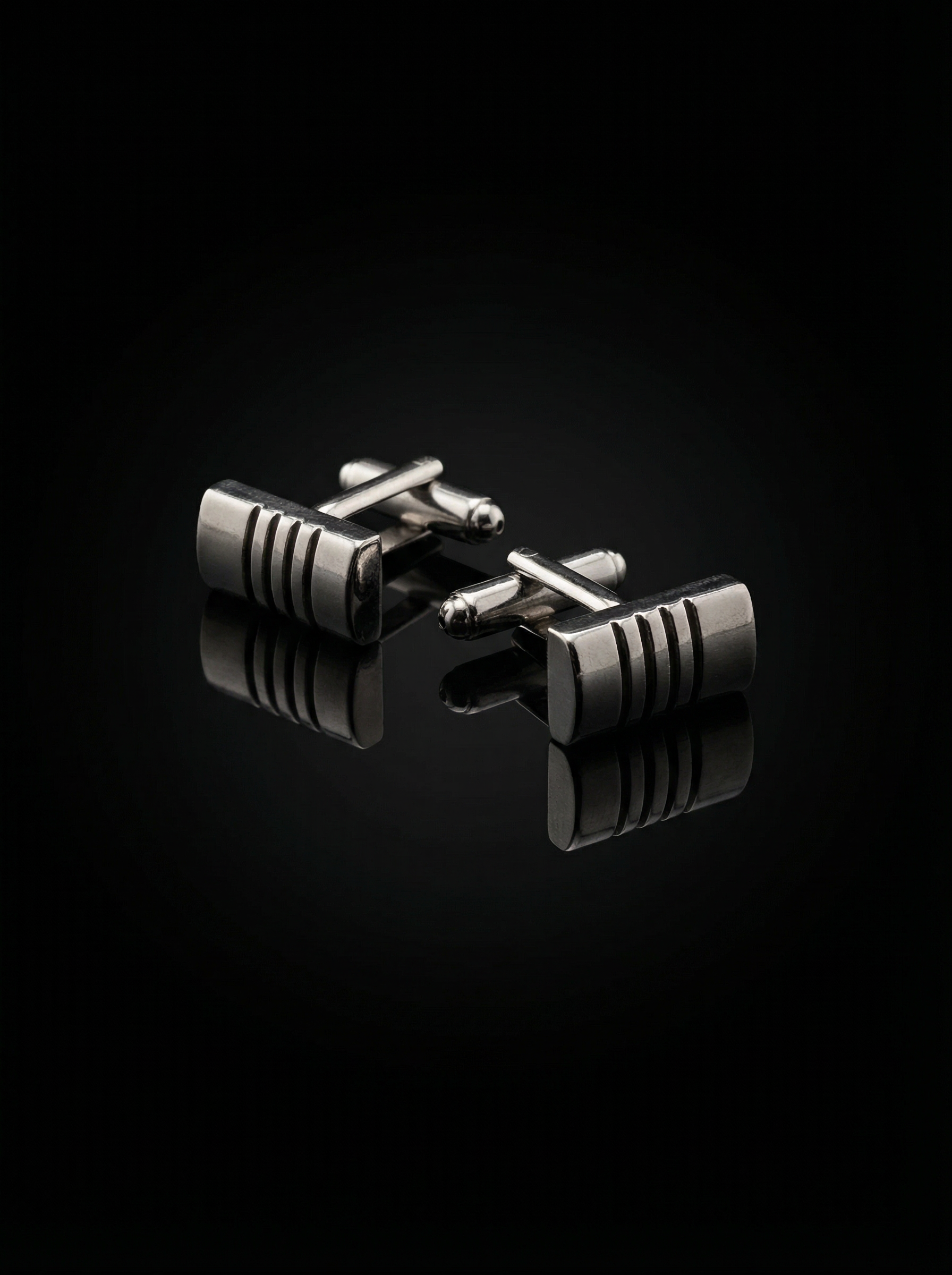 Grooved Metallic Bar Cufflinks Tivaaro