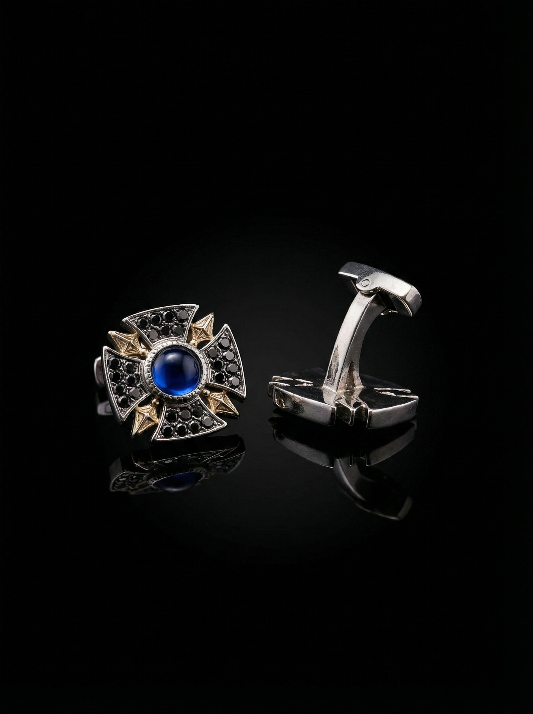 Heraldic Symbol Cufflinks Tivaaro