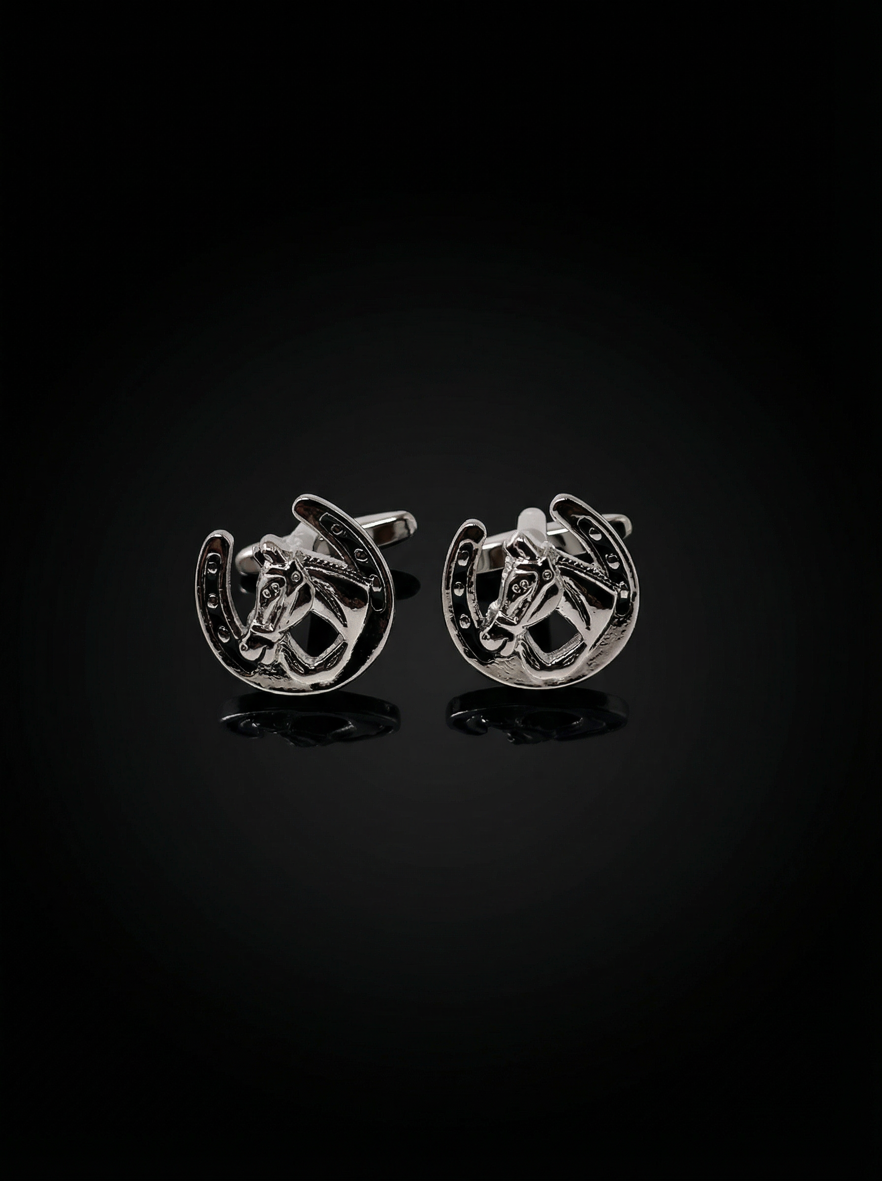 Horseshoe Horse Head Cufflinks Tivaaro